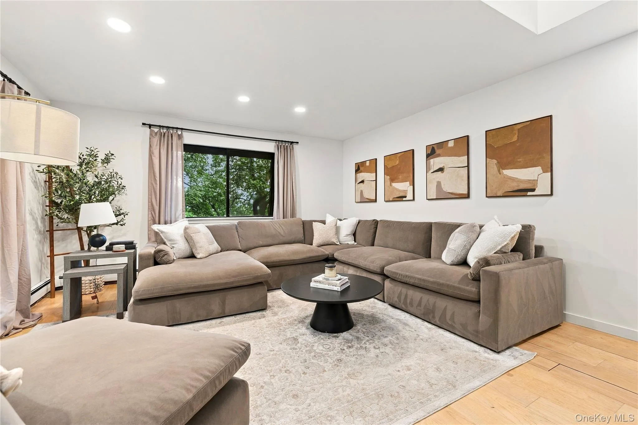 10 Briarcliff Drive S, Ossining, NY, 2 Bedrooms Bedrooms, 5 Rooms Rooms,2 BathroomsBathrooms,Residential,For Rent,Briarcliff Drive S,0,1051559 10 Briarcliff Drive S, Ossining, NY, 2 Bedrooms Bedrooms, 5 Rooms Rooms,2 BathroomsBathrooms,Residential,For Rent,Briarcliff Drive S,0,1051559