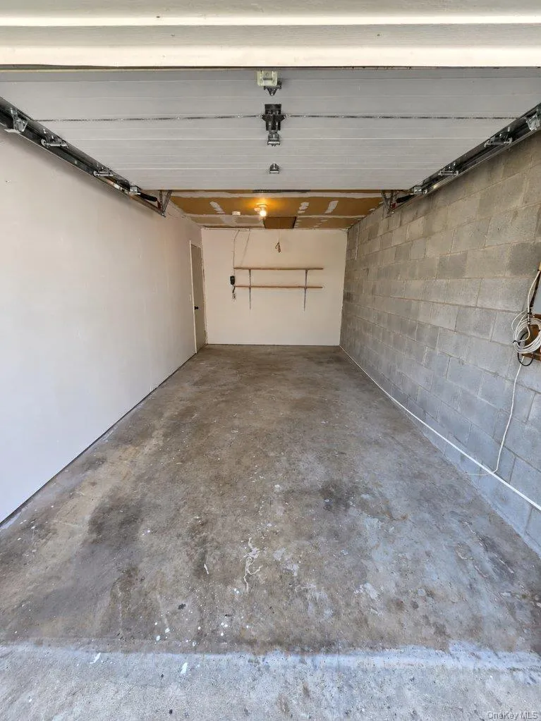 11 Creekview Court, Wappinger, NY, 2 Bedrooms Bedrooms, 4 Rooms Rooms,1 BathroomBathrooms,Residential Lease,For Rent,Creekview,0,1051562 11 Creekview Court, Wappinger, NY, 2 Bedrooms Bedrooms, 4 Rooms Rooms,1 BathroomBathrooms,Residential Lease,For Rent,Creekview,0,1051562