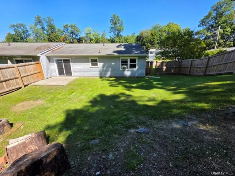 11 Creekview Court, Wappinger, NY, 2 Bedrooms Bedrooms, 4 Rooms Rooms,1 BathroomBathrooms,Residential Lease,For Rent,Creekview,0,1051562 11 Creekview Court, Wappinger, NY, 2 Bedrooms Bedrooms, 4 Rooms Rooms,1 BathroomBathrooms,Residential Lease,For Rent,Creekview,0,1051562