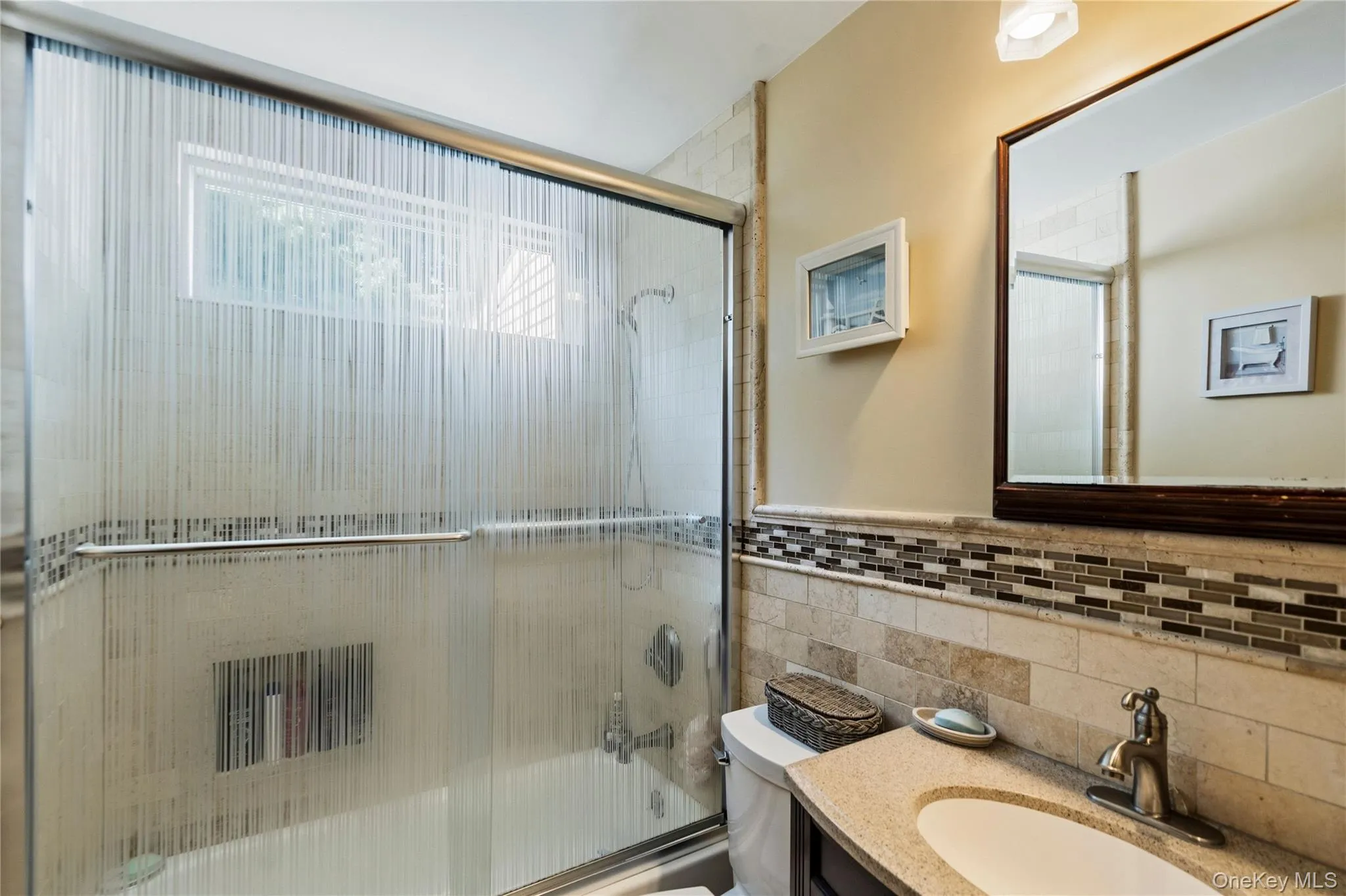 14 Mayfair Lane, Oyster Bay, NY, 4 Bedrooms Bedrooms, 7 Rooms Rooms,2 BathroomsBathrooms,Residential,For Rent,Mayfair,0,1051563 14 Mayfair Lane, Oyster Bay, NY, 4 Bedrooms Bedrooms, 7 Rooms Rooms,2 BathroomsBathrooms,Residential,For Rent,Mayfair,0,1051563