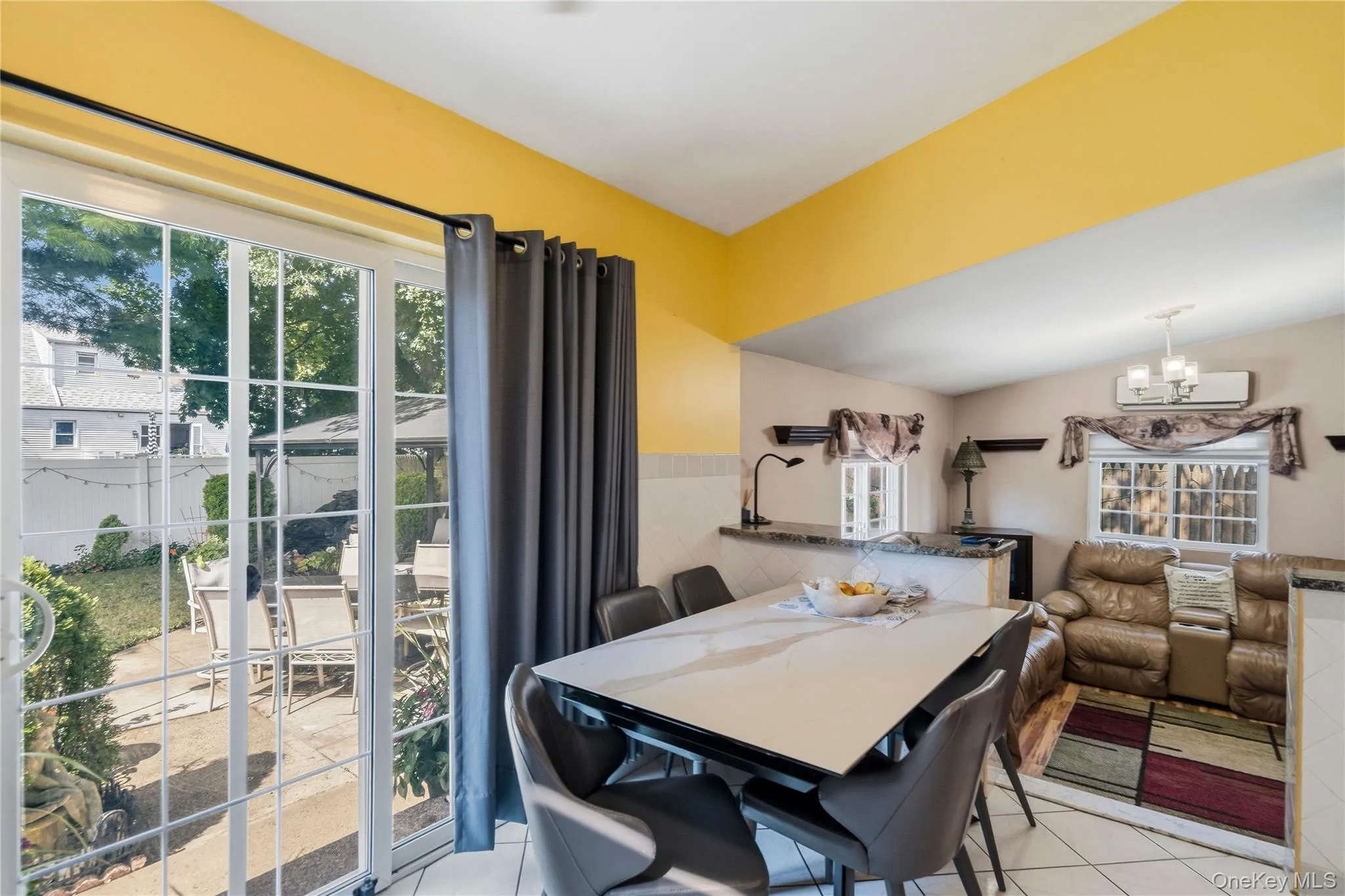 14 Mayfair Lane, Oyster Bay, NY, 4 Bedrooms Bedrooms, 7 Rooms Rooms,2 BathroomsBathrooms,Residential,For Rent,Mayfair,0,1051563 14 Mayfair Lane, Oyster Bay, NY, 4 Bedrooms Bedrooms, 7 Rooms Rooms,2 BathroomsBathrooms,Residential,For Rent,Mayfair,0,1051563