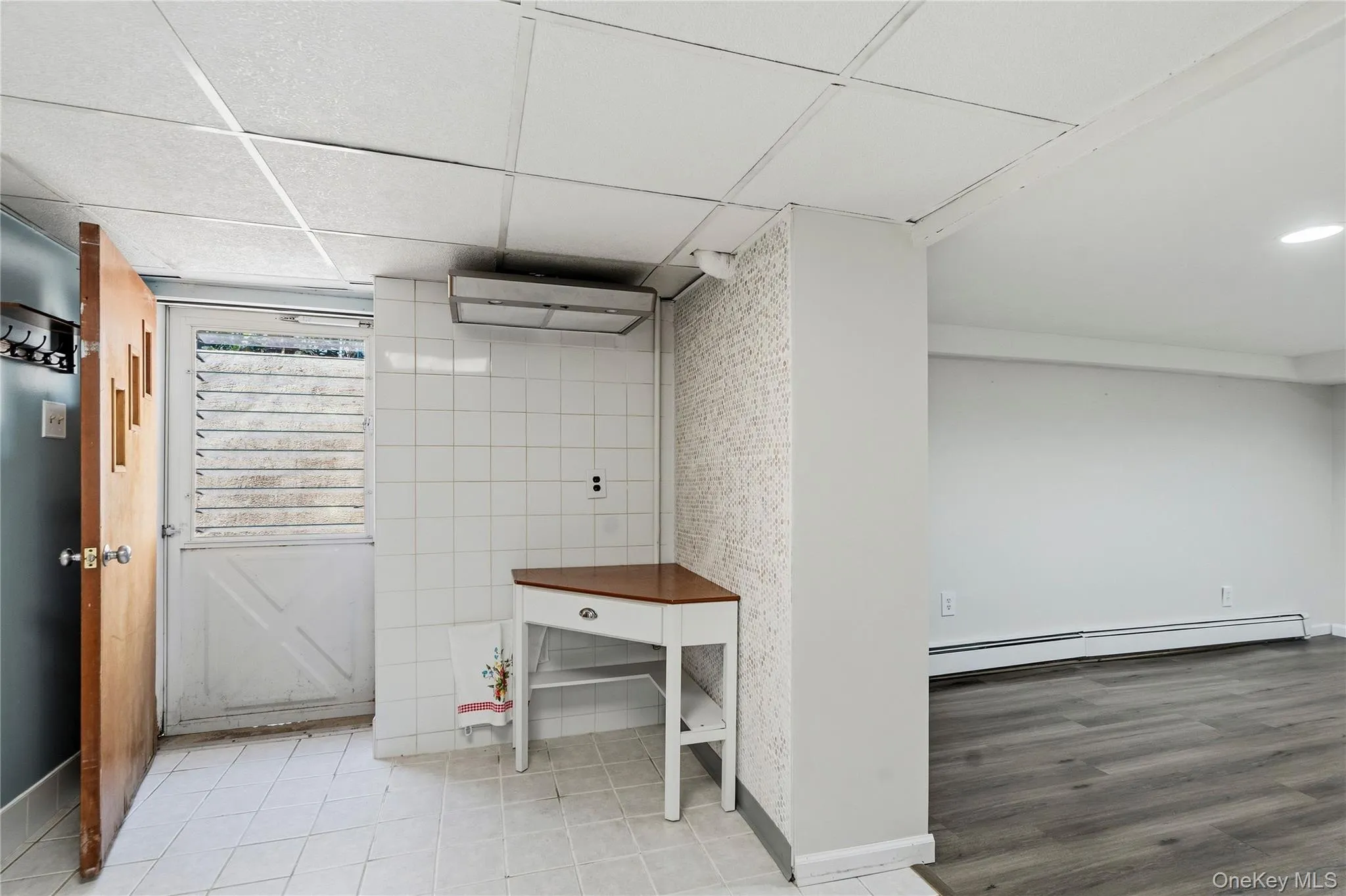 14 Mayfair Lane, Oyster Bay, NY, 4 Bedrooms Bedrooms, 7 Rooms Rooms,2 BathroomsBathrooms,Residential,For Rent,Mayfair,0,1051563 14 Mayfair Lane, Oyster Bay, NY, 4 Bedrooms Bedrooms, 7 Rooms Rooms,2 BathroomsBathrooms,Residential,For Rent,Mayfair,0,1051563