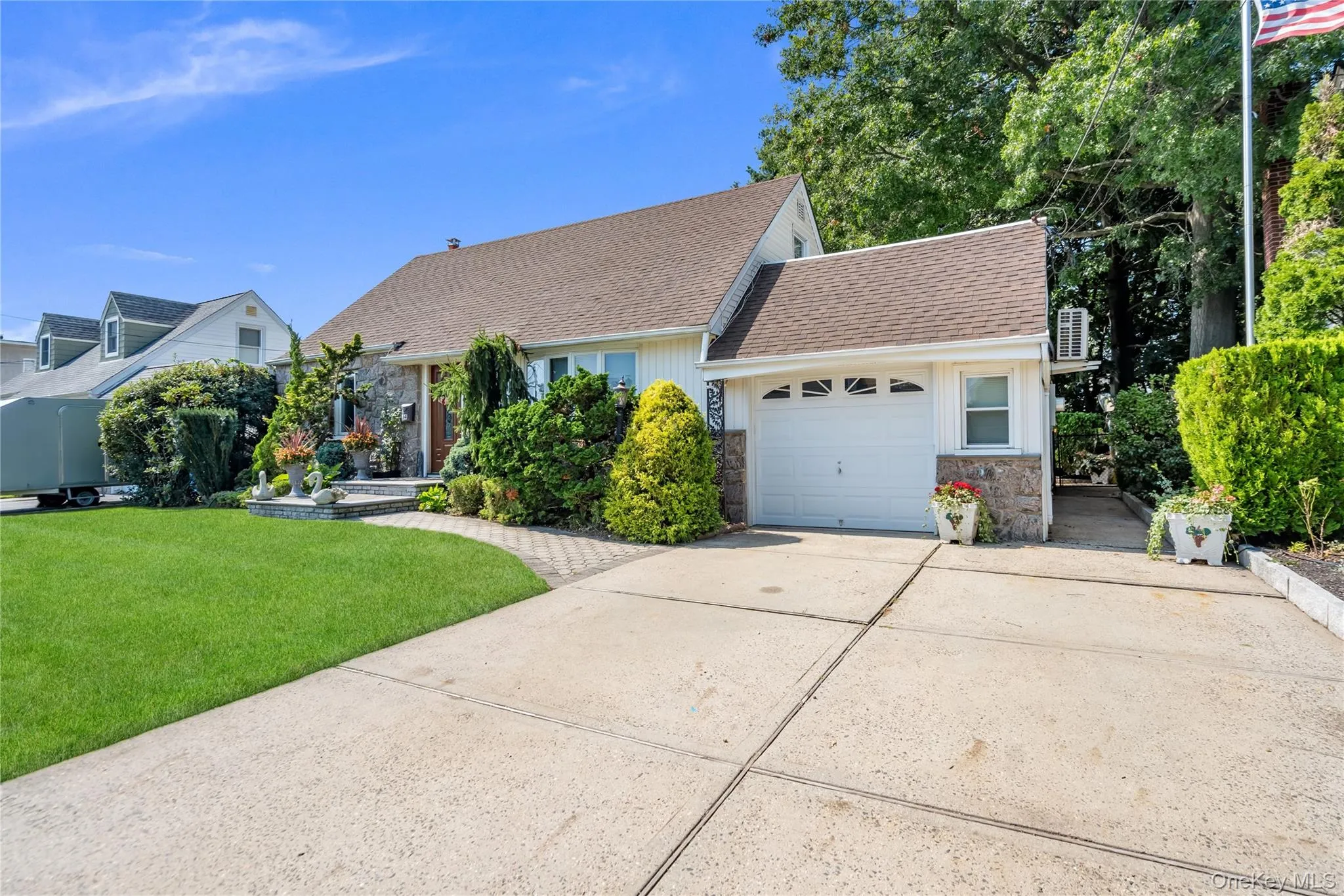 14 Mayfair Lane, Oyster Bay, NY, 4 Bedrooms Bedrooms, 7 Rooms Rooms,2 BathroomsBathrooms,Residential,For Rent,Mayfair,0,1051563 14 Mayfair Lane, Oyster Bay, NY, 4 Bedrooms Bedrooms, 7 Rooms Rooms,2 BathroomsBathrooms,Residential,For Rent,Mayfair,0,1051563