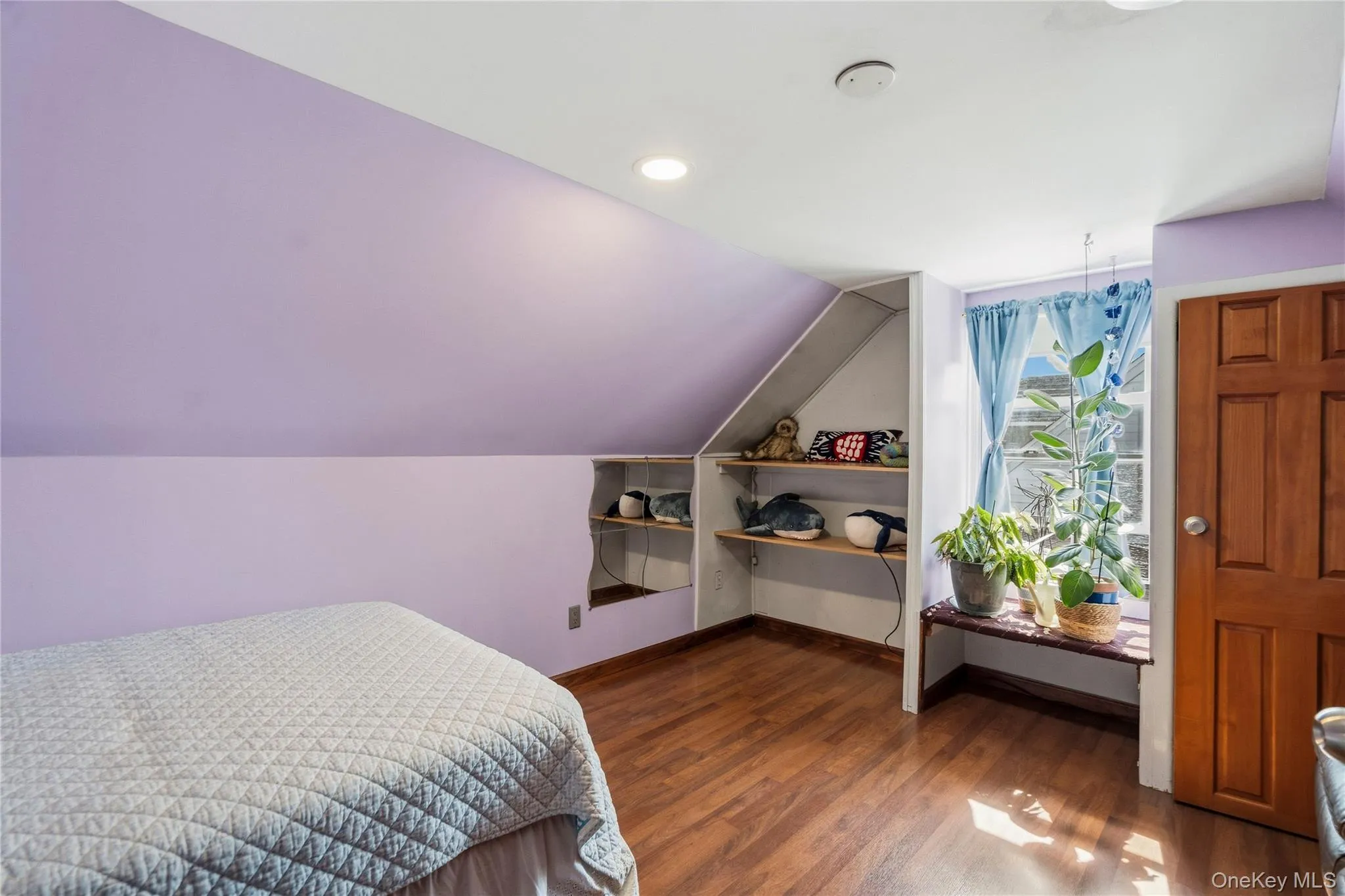 14 Mayfair Lane, Oyster Bay, NY, 4 Bedrooms Bedrooms, 7 Rooms Rooms,2 BathroomsBathrooms,Residential,For Rent,Mayfair,0,1051563 14 Mayfair Lane, Oyster Bay, NY, 4 Bedrooms Bedrooms, 7 Rooms Rooms,2 BathroomsBathrooms,Residential,For Rent,Mayfair,0,1051563