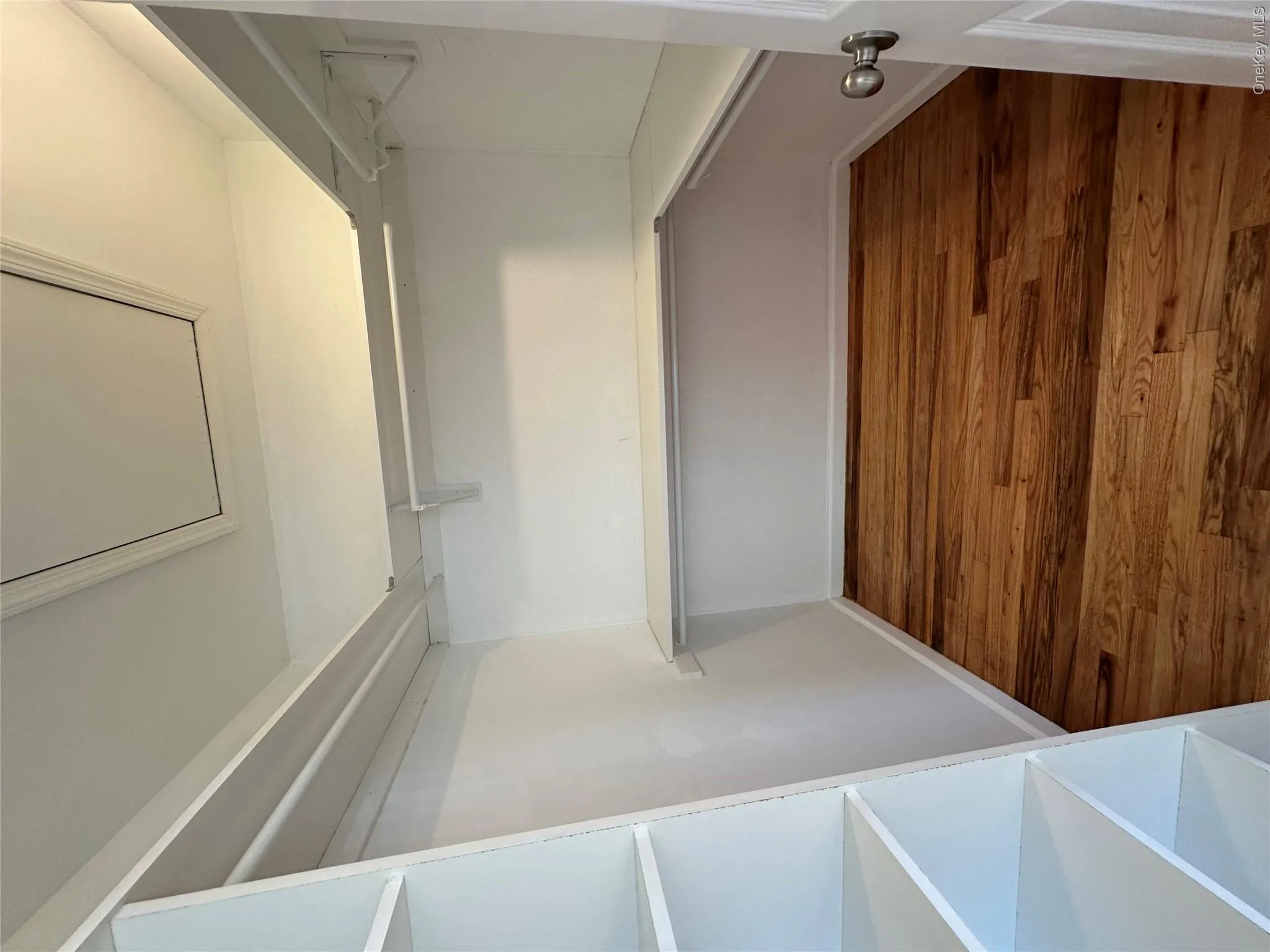 7807 Shore Road, North Hempstead, NY, 3 Bedrooms Bedrooms, 5 Rooms Rooms,2 BathroomsBathrooms,Residential Lease,For Rent,Shore,0,1051564 7807 Shore Road, North Hempstead, NY, 3 Bedrooms Bedrooms, 5 Rooms Rooms,2 BathroomsBathrooms,Residential Lease,For Rent,Shore,0,1051564