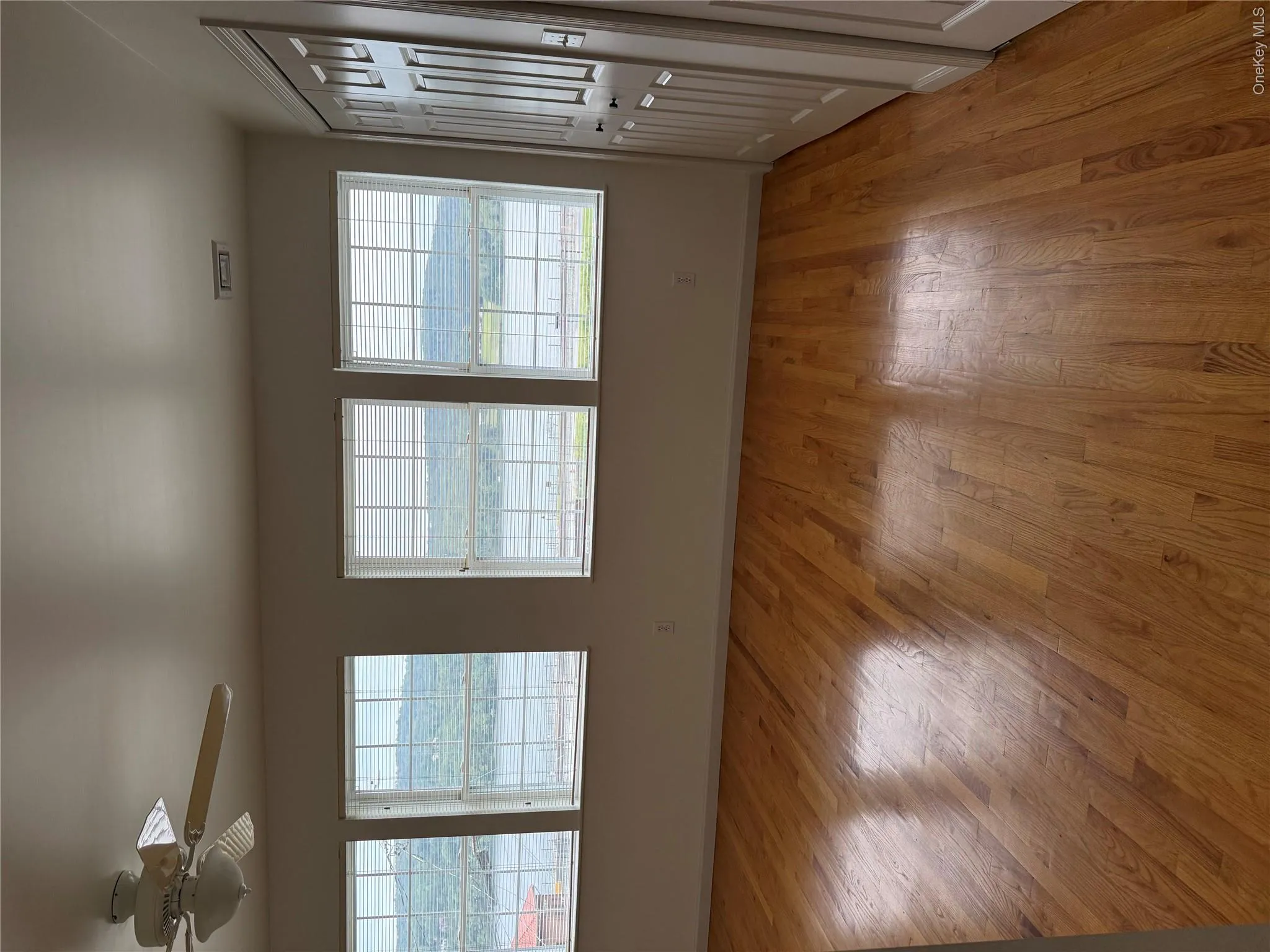 Primary Bedroom, beautiful river view Primary Bedroom, beautiful river view