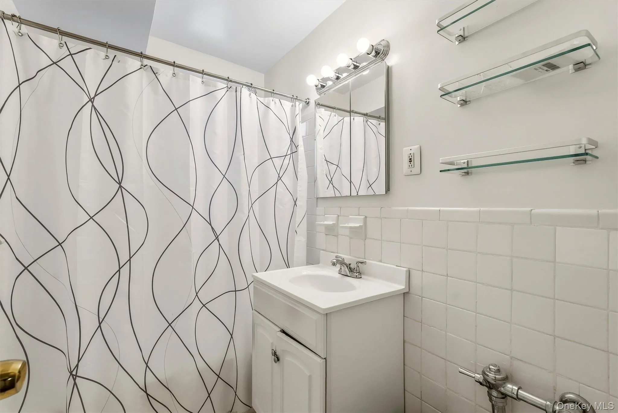 75 238TH, New York, NY, 1 Bedroom Bedrooms, 3 Rooms Rooms,1 BathroomBathrooms,Residential,For Rent,238TH,0,1051570 75 238TH, New York, NY, 1 Bedroom Bedrooms, 3 Rooms Rooms,1 BathroomBathrooms,Residential,For Rent,238TH,0,1051570