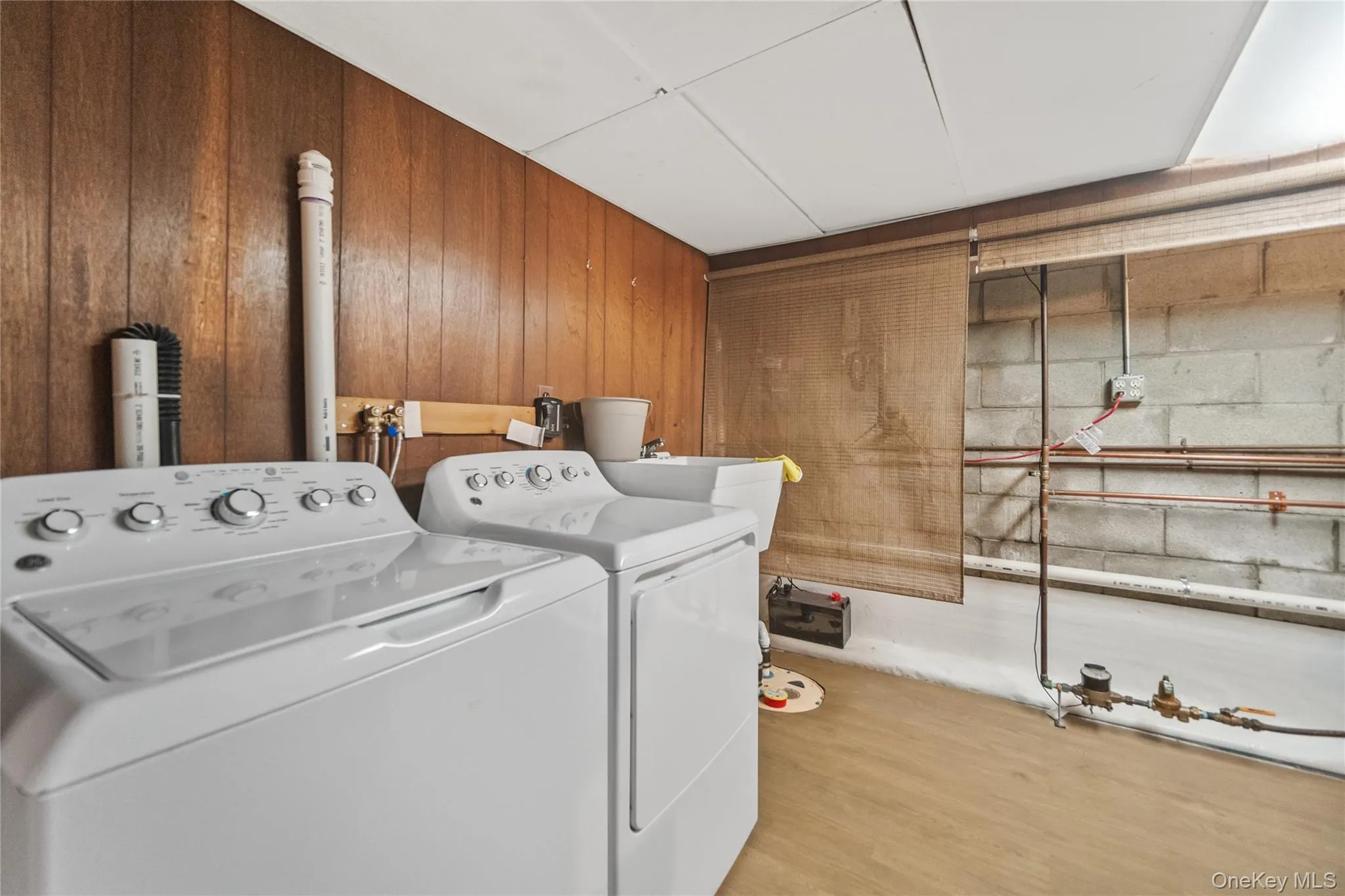 18 Buena Vista Avenue, Peekskill, NY, 3 Bedrooms Bedrooms, 5 Rooms Rooms,1 BathroomBathrooms,Residential,For Rent,Buena Vista,0,1051575 18 Buena Vista Avenue, Peekskill, NY, 3 Bedrooms Bedrooms, 5 Rooms Rooms,1 BathroomBathrooms,Residential,For Rent,Buena Vista,0,1051575