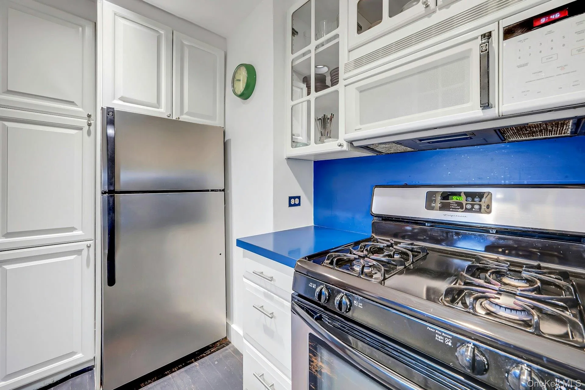 Kitchen - Kitchen -