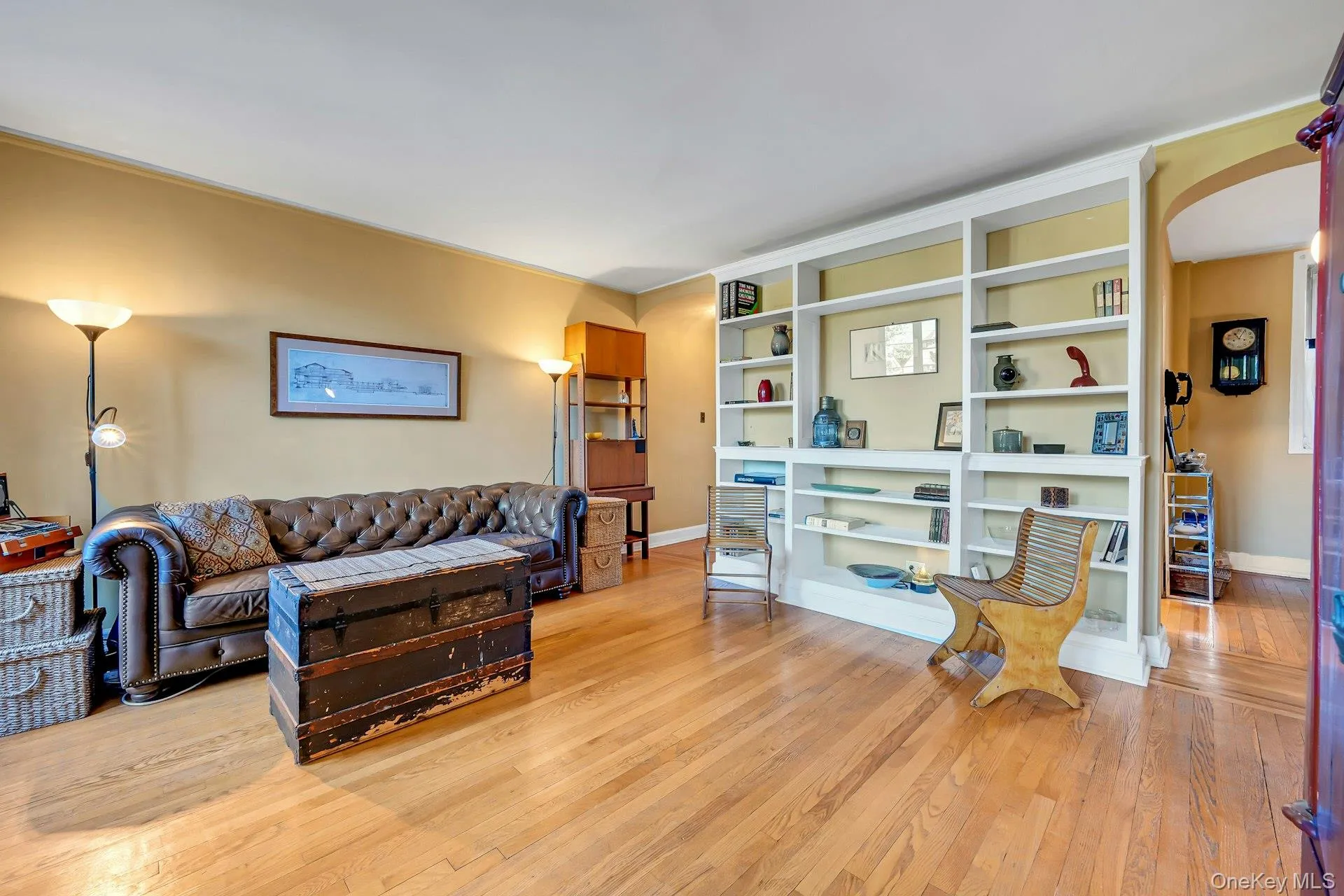 208 Centre Avenue, New Rochelle, NY, 2 Bedrooms Bedrooms, 4 Rooms Rooms,1 BathroomBathrooms,Residential,For Rent,Centre,0,1051577 208 Centre Avenue, New Rochelle, NY, 2 Bedrooms Bedrooms, 4 Rooms Rooms,1 BathroomBathrooms,Residential,For Rent,Centre,0,1051577