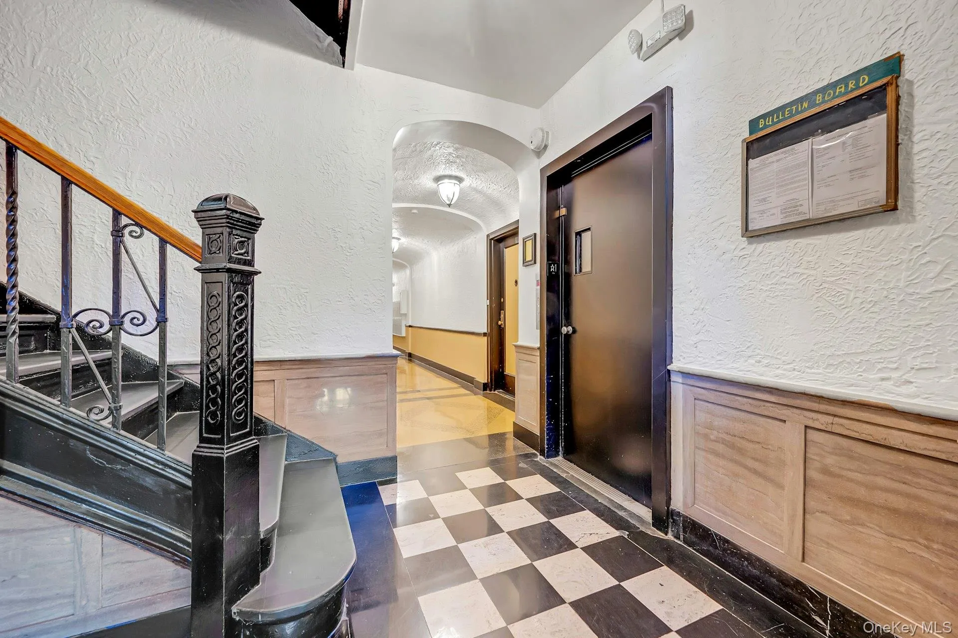 208 Centre Avenue, New Rochelle, NY, 2 Bedrooms Bedrooms, 4 Rooms Rooms,1 BathroomBathrooms,Residential,For Rent,Centre,0,1051577 208 Centre Avenue, New Rochelle, NY, 2 Bedrooms Bedrooms, 4 Rooms Rooms,1 BathroomBathrooms,Residential,For Rent,Centre,0,1051577