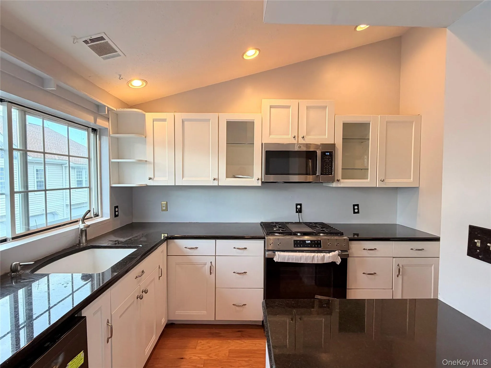 1223 Whispering Hills, Chester Town, NY, 3 Bedrooms Bedrooms, 6 Rooms Rooms,2 BathroomsBathrooms,Residential,For Rent,Whispering,0,1051585 1223 Whispering Hills, Chester Town, NY, 3 Bedrooms Bedrooms, 6 Rooms Rooms,2 BathroomsBathrooms,Residential,For Rent,Whispering,0,1051585