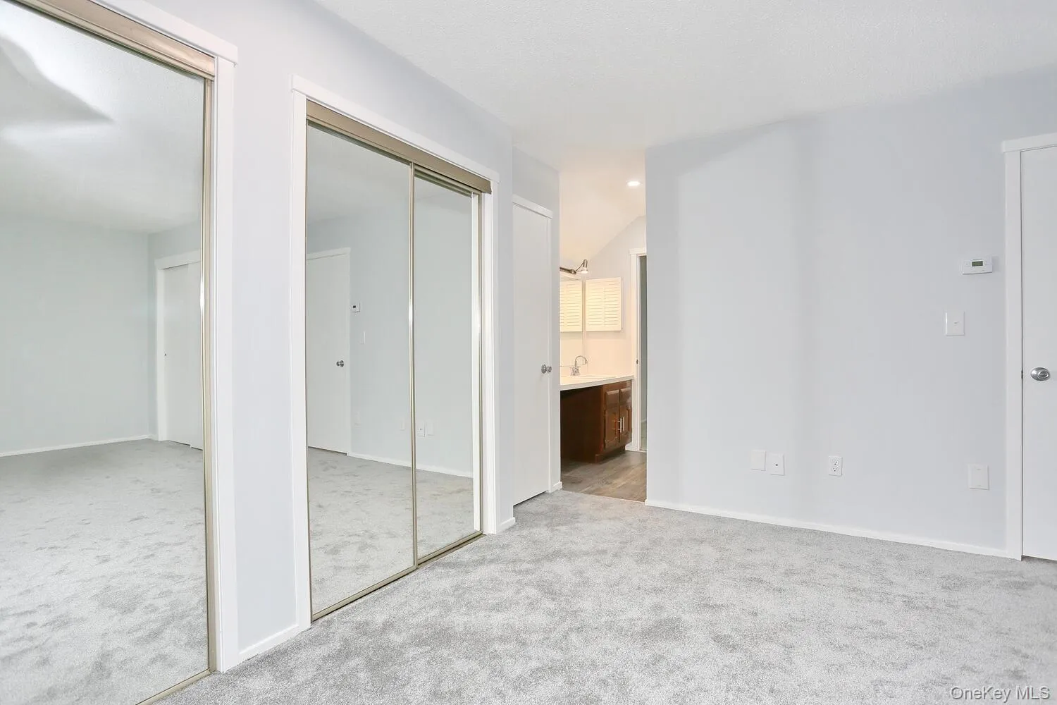 161 Treetop Circle, Clarkstown, NY, 2 Bedrooms Bedrooms, 6 Rooms Rooms,1 BathroomBathrooms,Residential Lease,For Rent,Treetop,0,1051586 161 Treetop Circle, Clarkstown, NY, 2 Bedrooms Bedrooms, 6 Rooms Rooms,1 BathroomBathrooms,Residential Lease,For Rent,Treetop,0,1051586