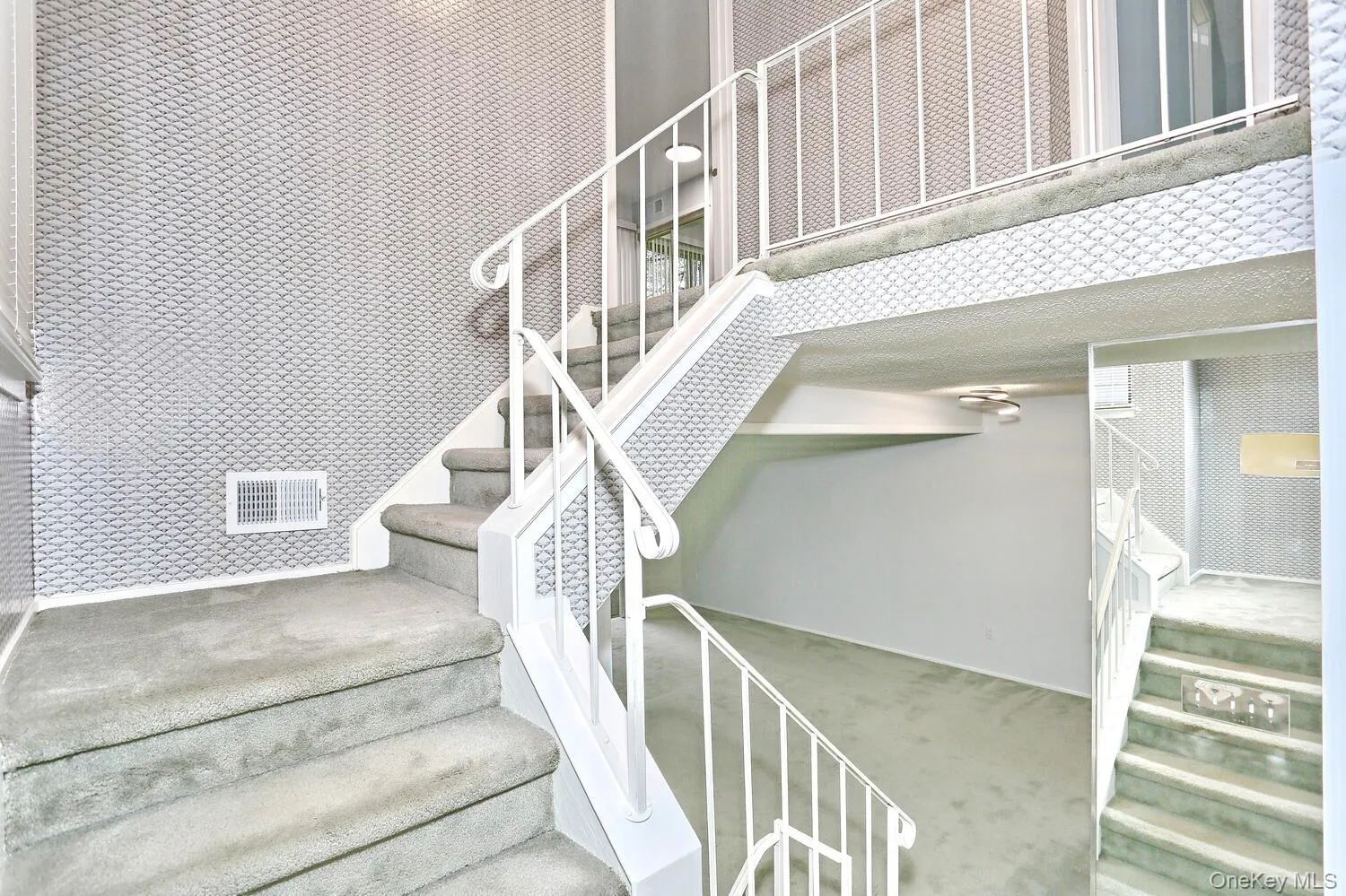 161 Treetop Circle, Clarkstown, NY, 2 Bedrooms Bedrooms, 6 Rooms Rooms,1 BathroomBathrooms,Residential Lease,For Rent,Treetop,0,1051586 161 Treetop Circle, Clarkstown, NY, 2 Bedrooms Bedrooms, 6 Rooms Rooms,1 BathroomBathrooms,Residential Lease,For Rent,Treetop,0,1051586