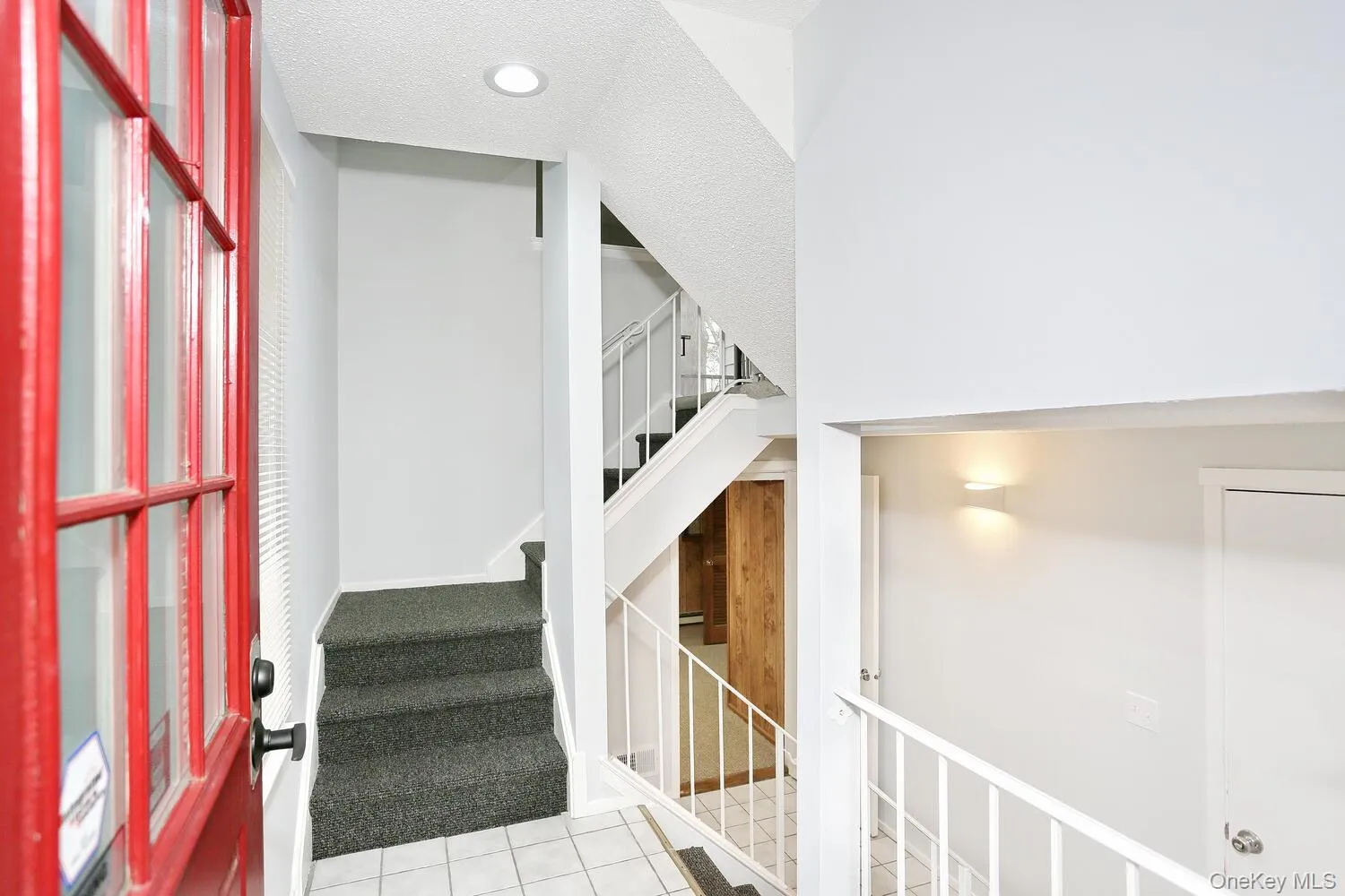 161 Treetop Circle, Clarkstown, NY, 2 Bedrooms Bedrooms, 6 Rooms Rooms,1 BathroomBathrooms,Residential Lease,For Rent,Treetop,0,1051586 161 Treetop Circle, Clarkstown, NY, 2 Bedrooms Bedrooms, 6 Rooms Rooms,1 BathroomBathrooms,Residential Lease,For Rent,Treetop,0,1051586