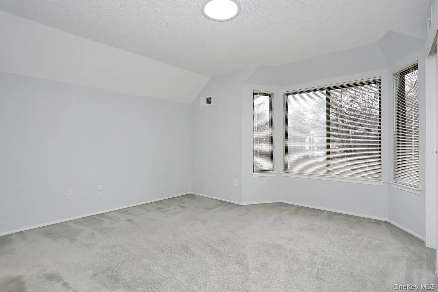 161 Treetop Circle, Clarkstown, NY, 2 Bedrooms Bedrooms, 6 Rooms Rooms,1 BathroomBathrooms,Residential Lease,For Rent,Treetop,0,1051586 161 Treetop Circle, Clarkstown, NY, 2 Bedrooms Bedrooms, 6 Rooms Rooms,1 BathroomBathrooms,Residential Lease,For Rent,Treetop,0,1051586