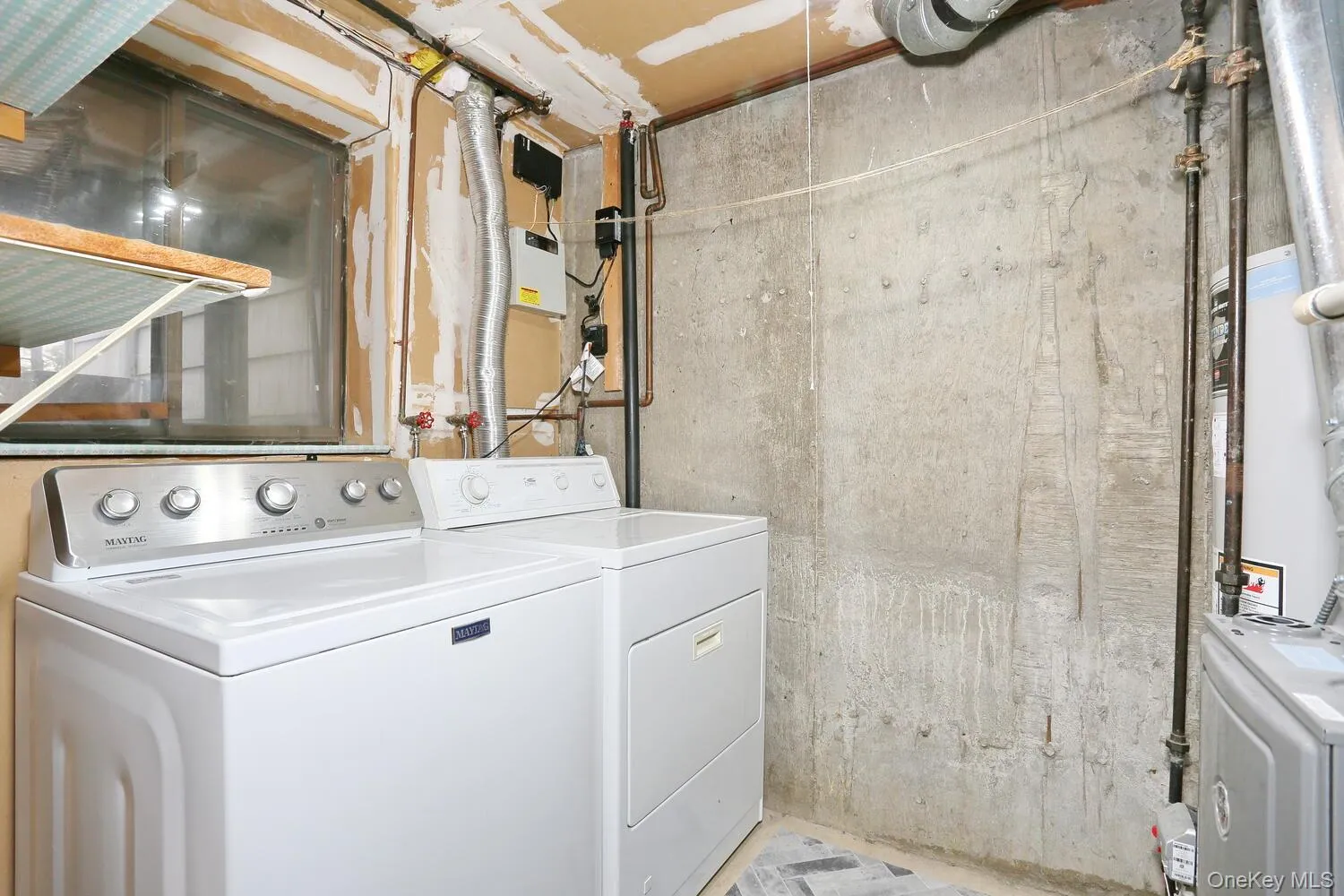 161 Treetop Circle, Clarkstown, NY, 2 Bedrooms Bedrooms, 6 Rooms Rooms,1 BathroomBathrooms,Residential Lease,For Rent,Treetop,0,1051586 161 Treetop Circle, Clarkstown, NY, 2 Bedrooms Bedrooms, 6 Rooms Rooms,1 BathroomBathrooms,Residential Lease,For Rent,Treetop,0,1051586