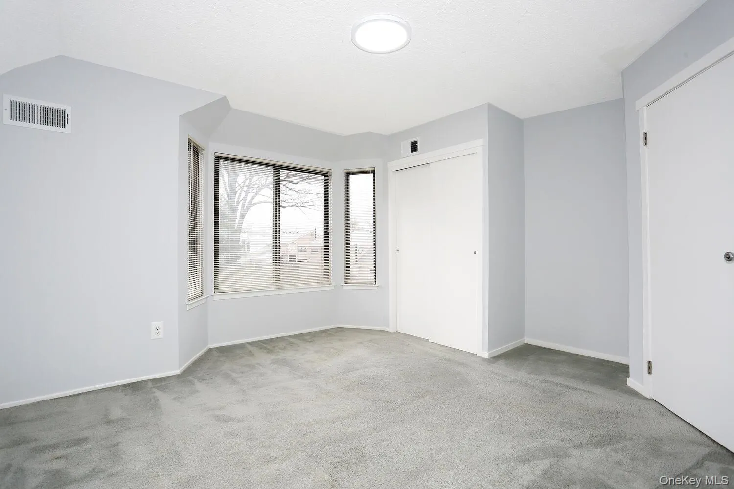 161 Treetop Circle, Clarkstown, NY, 2 Bedrooms Bedrooms, 6 Rooms Rooms,1 BathroomBathrooms,Residential Lease,For Rent,Treetop,0,1051586 161 Treetop Circle, Clarkstown, NY, 2 Bedrooms Bedrooms, 6 Rooms Rooms,1 BathroomBathrooms,Residential Lease,For Rent,Treetop,0,1051586