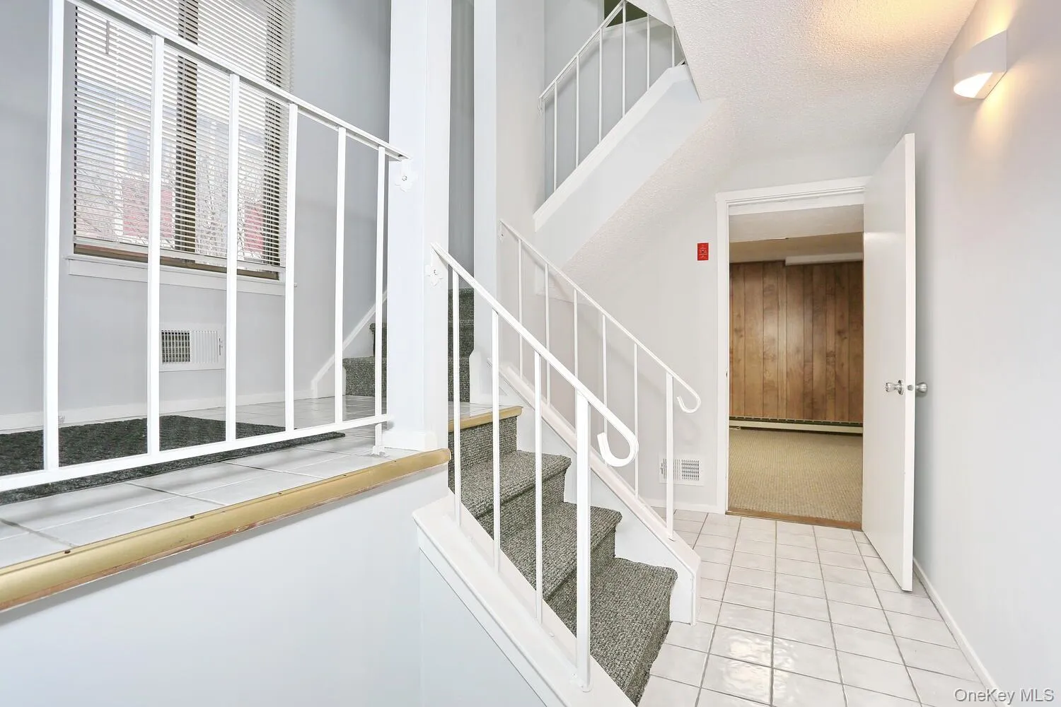 161 Treetop Circle, Clarkstown, NY, 2 Bedrooms Bedrooms, 6 Rooms Rooms,1 BathroomBathrooms,Residential Lease,For Rent,Treetop,0,1051586 161 Treetop Circle, Clarkstown, NY, 2 Bedrooms Bedrooms, 6 Rooms Rooms,1 BathroomBathrooms,Residential Lease,For Rent,Treetop,0,1051586