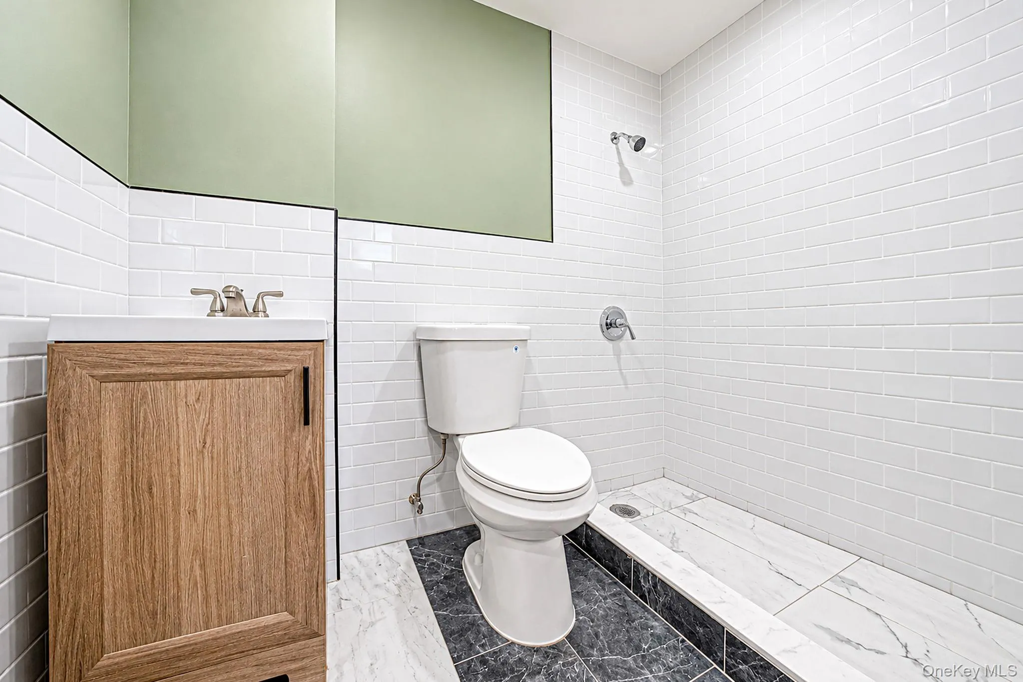 1313 Remsen Avenue, New York, NY, 3 Bedrooms Bedrooms, 7 Rooms Rooms,2 BathroomsBathrooms,Residential,For Rent,Remsen,0,1051588 1313 Remsen Avenue, New York, NY, 3 Bedrooms Bedrooms, 7 Rooms Rooms,2 BathroomsBathrooms,Residential,For Rent,Remsen,0,1051588