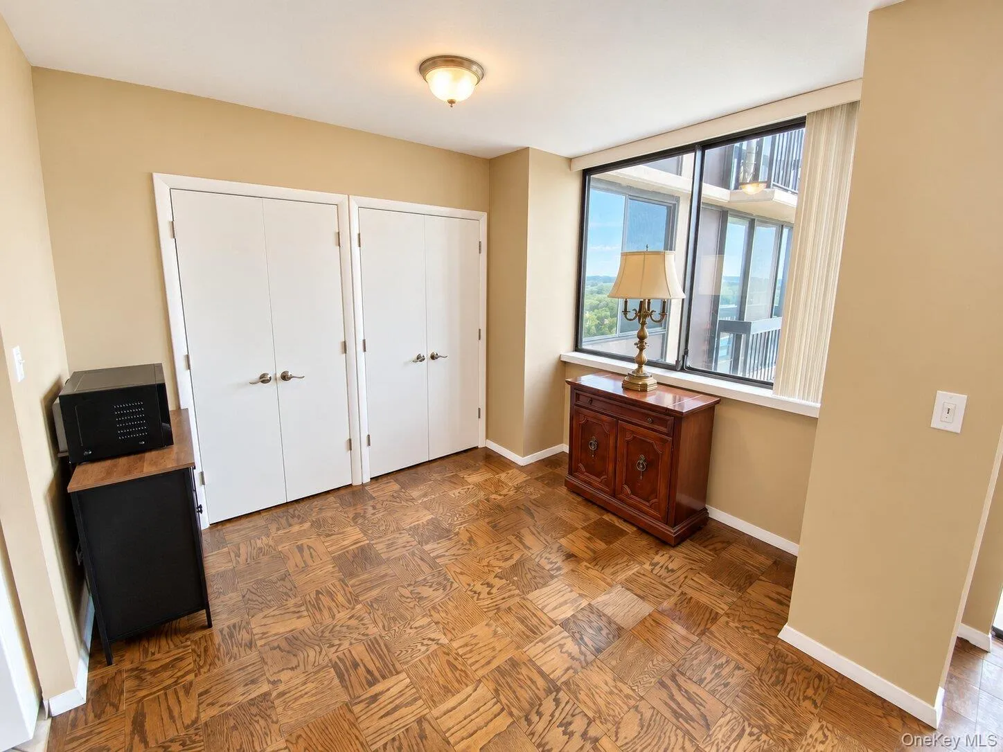 27010 Grand Central Parkway, New York, NY, 1 Bedroom Bedrooms, 5 Rooms Rooms,1 BathroomBathrooms,Residential,For Rent,Grand Central,0,1051590 27010 Grand Central Parkway, New York, NY, 1 Bedroom Bedrooms, 5 Rooms Rooms,1 BathroomBathrooms,Residential,For Rent,Grand Central,0,1051590