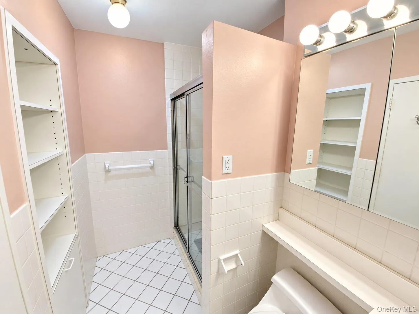 27010 Grand Central Parkway, New York, NY, 1 Bedroom Bedrooms, 5 Rooms Rooms,1 BathroomBathrooms,Residential,For Rent,Grand Central,0,1051590 27010 Grand Central Parkway, New York, NY, 1 Bedroom Bedrooms, 5 Rooms Rooms,1 BathroomBathrooms,Residential,For Rent,Grand Central,0,1051590