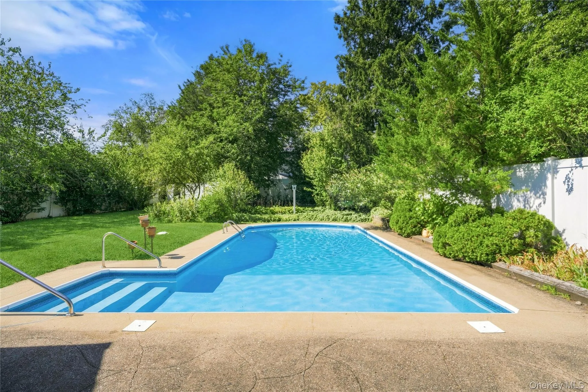 19 Farms Lane, Huntington, NY, 3 Bedrooms Bedrooms, 7 Rooms Rooms,1 BathroomBathrooms,Residential,For Rent,Farms,0,1051592 19 Farms Lane, Huntington, NY, 3 Bedrooms Bedrooms, 7 Rooms Rooms,1 BathroomBathrooms,Residential,For Rent,Farms,0,1051592