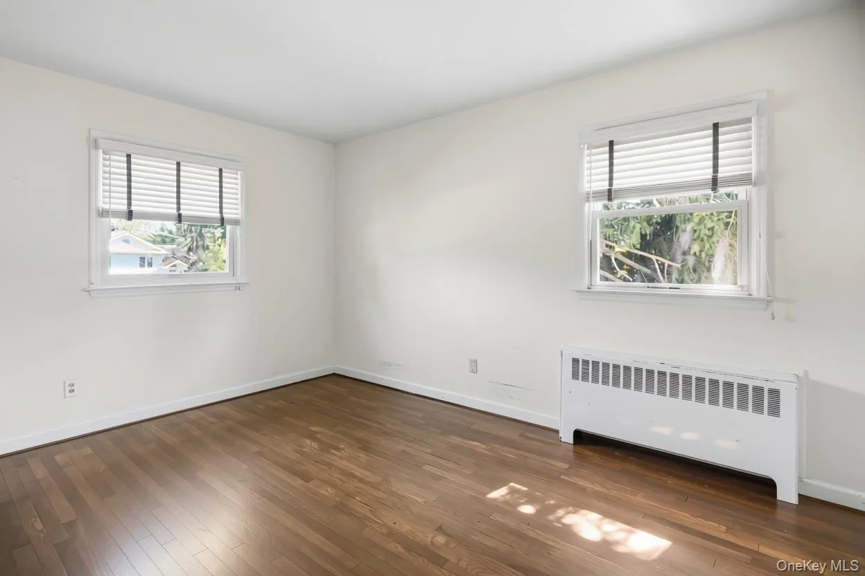 19 Farms Lane, Huntington, NY, 3 Bedrooms Bedrooms, 7 Rooms Rooms,1 BathroomBathrooms,Residential,For Rent,Farms,0,1051592 19 Farms Lane, Huntington, NY, 3 Bedrooms Bedrooms, 7 Rooms Rooms,1 BathroomBathrooms,Residential,For Rent,Farms,0,1051592