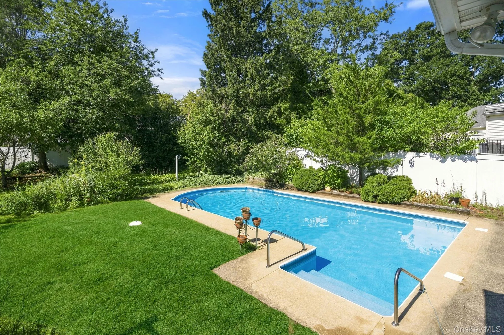 19 Farms Lane, Huntington, NY, 3 Bedrooms Bedrooms, 7 Rooms Rooms,1 BathroomBathrooms,Residential,For Rent,Farms,0,1051592 19 Farms Lane, Huntington, NY, 3 Bedrooms Bedrooms, 7 Rooms Rooms,1 BathroomBathrooms,Residential,For Rent,Farms,0,1051592