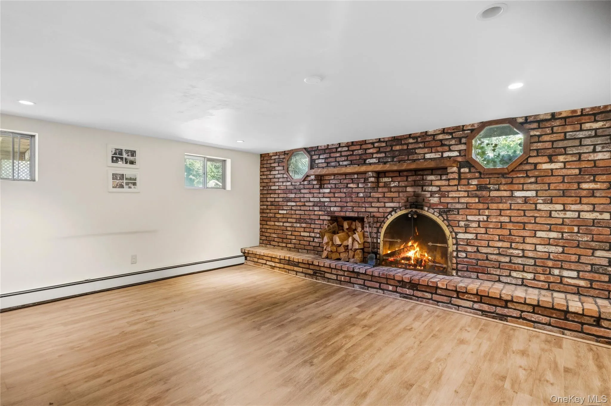 19 Farms Lane, Huntington, NY, 3 Bedrooms Bedrooms, 7 Rooms Rooms,1 BathroomBathrooms,Residential,For Rent,Farms,0,1051592 19 Farms Lane, Huntington, NY, 3 Bedrooms Bedrooms, 7 Rooms Rooms,1 BathroomBathrooms,Residential,For Rent,Farms,0,1051592