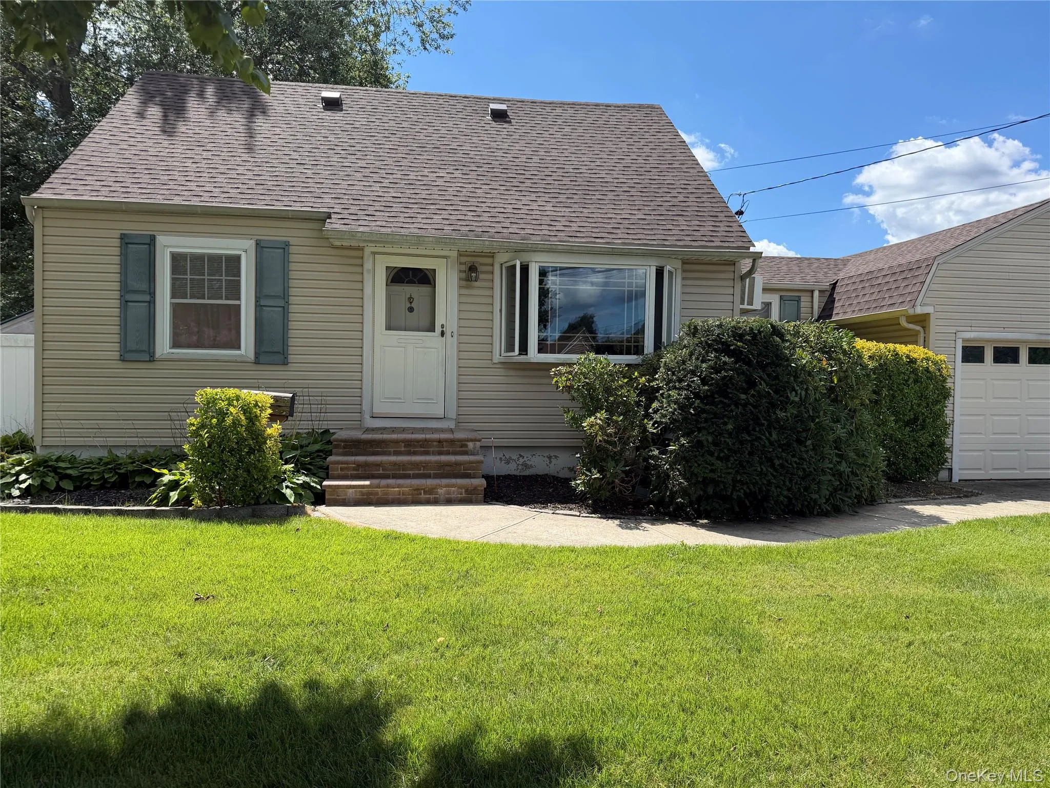 1 Higbie Drive, Islip, NY, 3 Bedrooms Bedrooms, 7 Rooms Rooms,2 BathroomsBathrooms,Residential,For Rent,Higbie,0,1051595 1 Higbie Drive, Islip, NY, 3 Bedrooms Bedrooms, 7 Rooms Rooms,2 BathroomsBathrooms,Residential,For Rent,Higbie,0,1051595