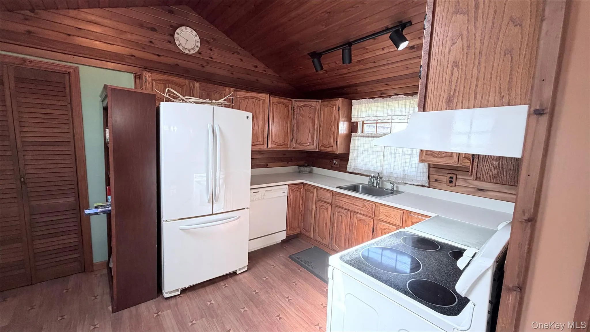 1 Higbie Drive, Islip, NY, 3 Bedrooms Bedrooms, 7 Rooms Rooms,2 BathroomsBathrooms,Residential,For Rent,Higbie,0,1051595 1 Higbie Drive, Islip, NY, 3 Bedrooms Bedrooms, 7 Rooms Rooms,2 BathroomsBathrooms,Residential,For Rent,Higbie,0,1051595