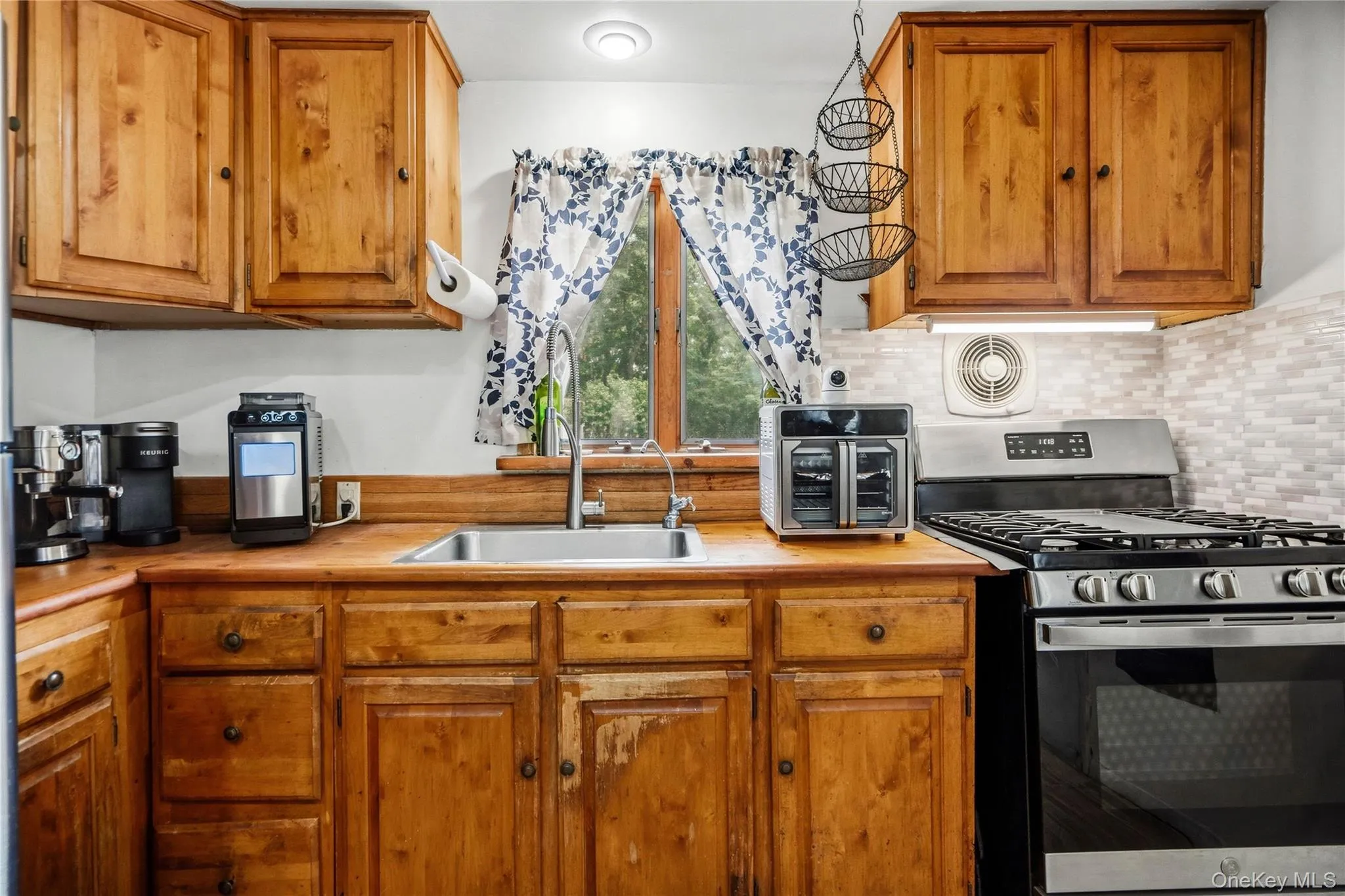 239 Cypress Drive, Brookhaven, NY, 4 Bedrooms Bedrooms, 6 Rooms Rooms,2 BathroomsBathrooms,Residential,For Rent,Cypress,0,1051596 239 Cypress Drive, Brookhaven, NY, 4 Bedrooms Bedrooms, 6 Rooms Rooms,2 BathroomsBathrooms,Residential,For Rent,Cypress,0,1051596