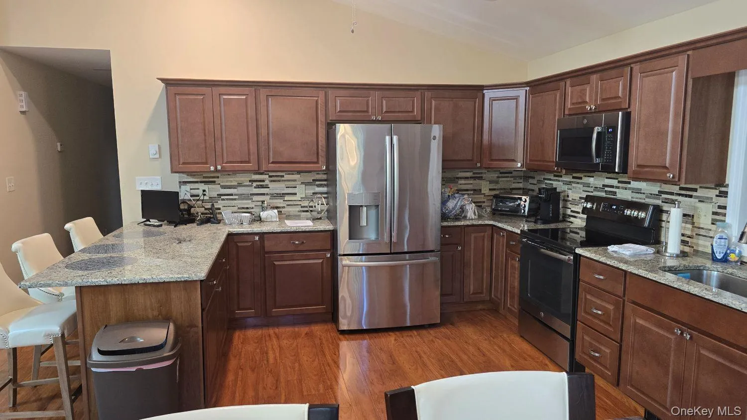6 Bristol Lane, Thompson, NY, 2 Bedrooms Bedrooms, 5 Rooms Rooms,2 BathroomsBathrooms,Residential,For Rent,Bristol,0,1051598 6 Bristol Lane, Thompson, NY, 2 Bedrooms Bedrooms, 5 Rooms Rooms,2 BathroomsBathrooms,Residential,For Rent,Bristol,0,1051598