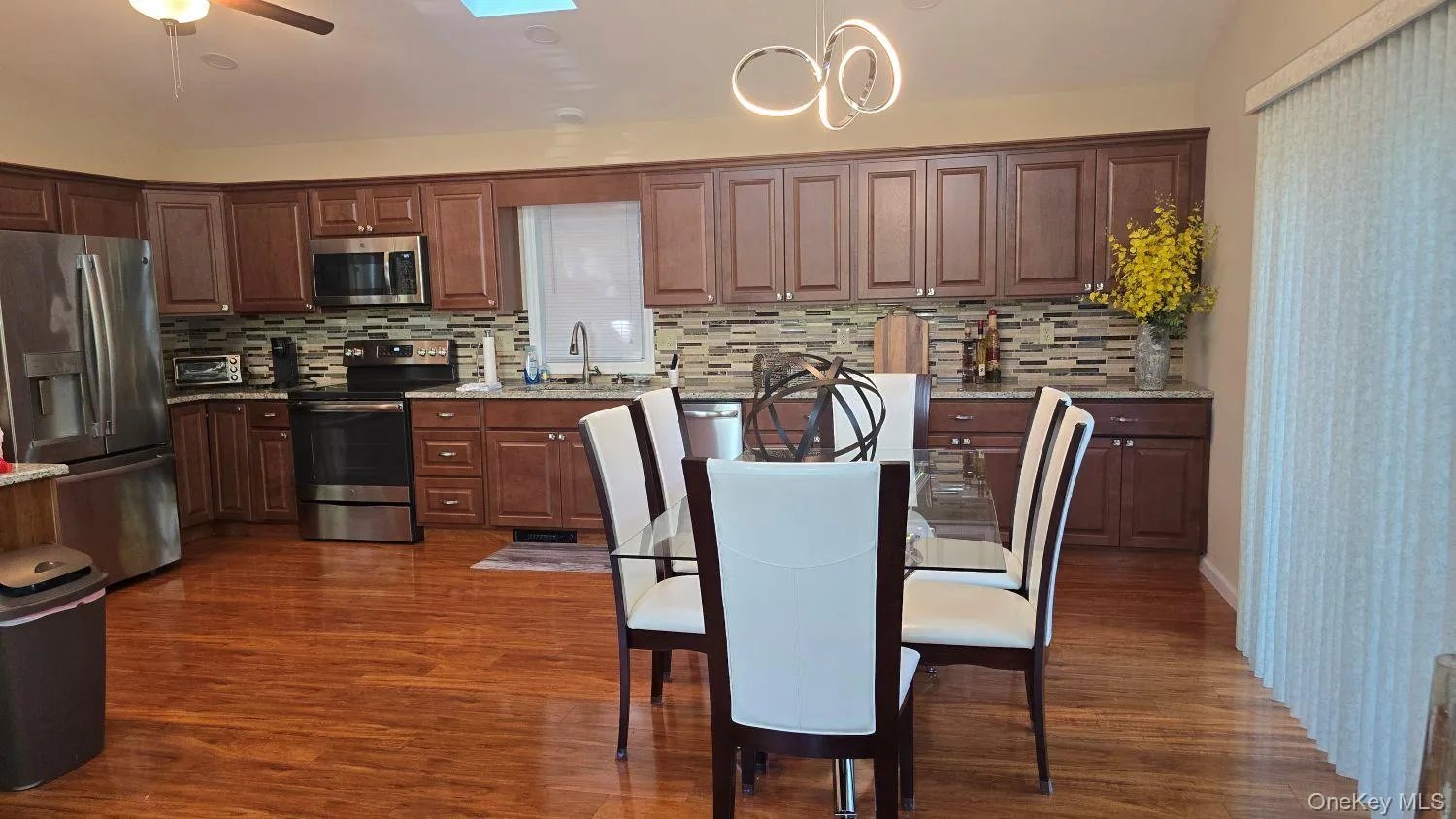 6 Bristol Lane, Thompson, NY, 2 Bedrooms Bedrooms, 5 Rooms Rooms,2 BathroomsBathrooms,Residential,For Rent,Bristol,0,1051598 6 Bristol Lane, Thompson, NY, 2 Bedrooms Bedrooms, 5 Rooms Rooms,2 BathroomsBathrooms,Residential,For Rent,Bristol,0,1051598
