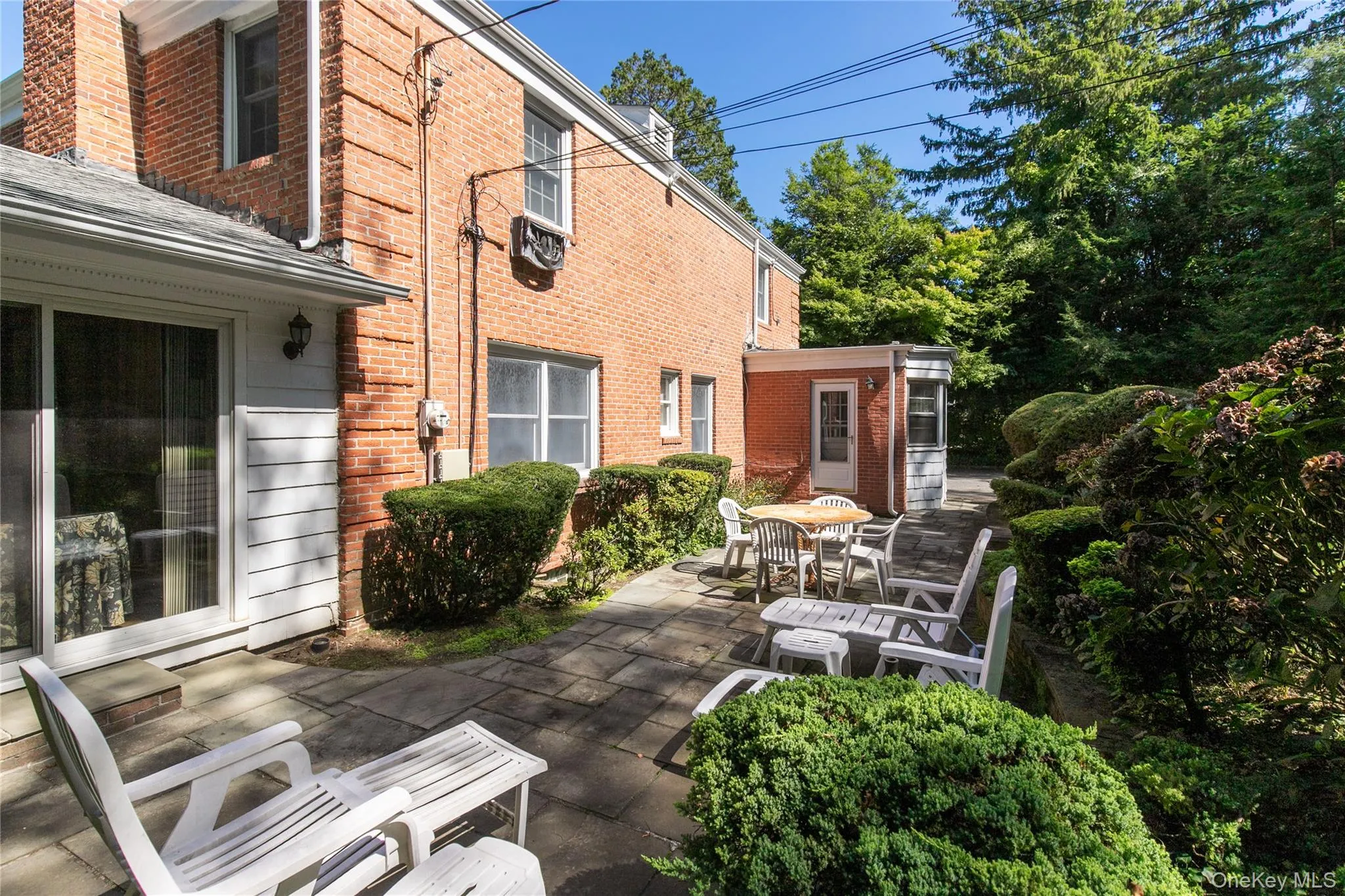 16 Birch Hill Road, North Hempstead, NY, 4 Bedrooms Bedrooms, 8 Rooms Rooms,3 BathroomsBathrooms,Residential,For Rent,Birch Hill,0,1051601 16 Birch Hill Road, North Hempstead, NY, 4 Bedrooms Bedrooms, 8 Rooms Rooms,3 BathroomsBathrooms,Residential,For Rent,Birch Hill,0,1051601