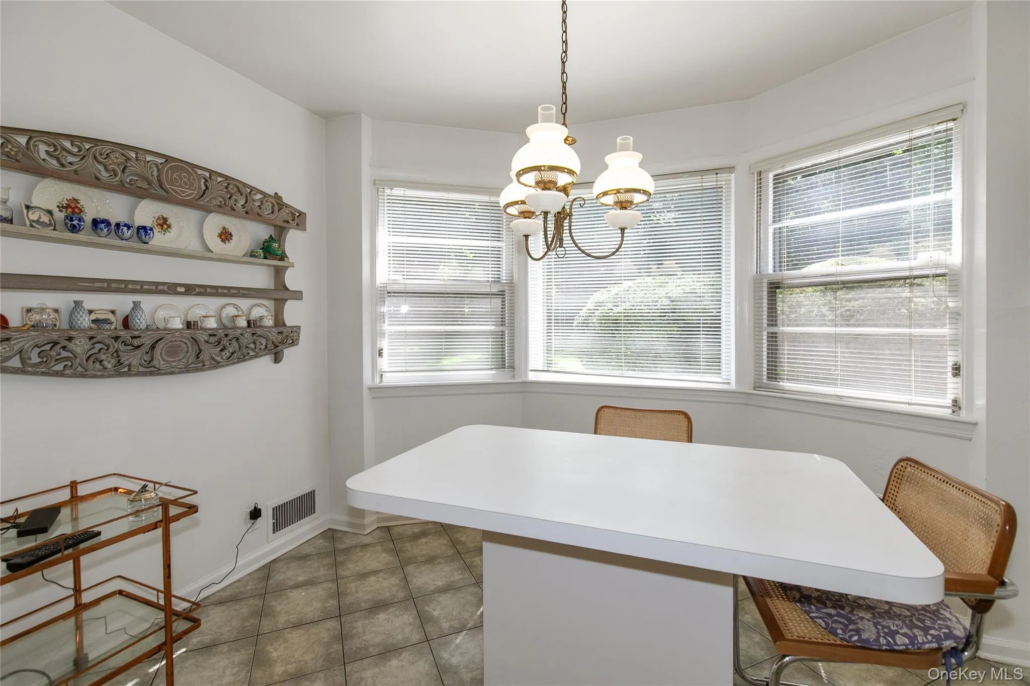 16 Birch Hill Road, North Hempstead, NY, 4 Bedrooms Bedrooms, 8 Rooms Rooms,3 BathroomsBathrooms,Residential,For Rent,Birch Hill,0,1051601 16 Birch Hill Road, North Hempstead, NY, 4 Bedrooms Bedrooms, 8 Rooms Rooms,3 BathroomsBathrooms,Residential,For Rent,Birch Hill,0,1051601