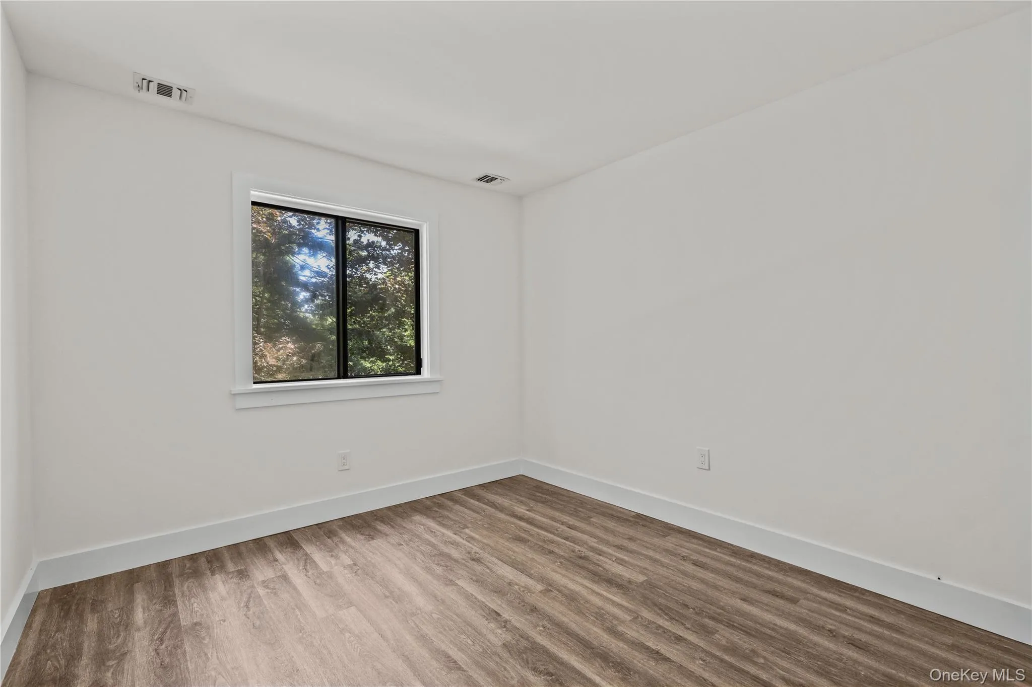 3307 Pine Cone Court, Poughkeepsie, NY, 1 Bedroom Bedrooms, 5 Rooms Rooms,1 BathroomBathrooms,Residential,For Rent,Pine Cone,0,1051602 3307 Pine Cone Court, Poughkeepsie, NY, 1 Bedroom Bedrooms, 5 Rooms Rooms,1 BathroomBathrooms,Residential,For Rent,Pine Cone,0,1051602