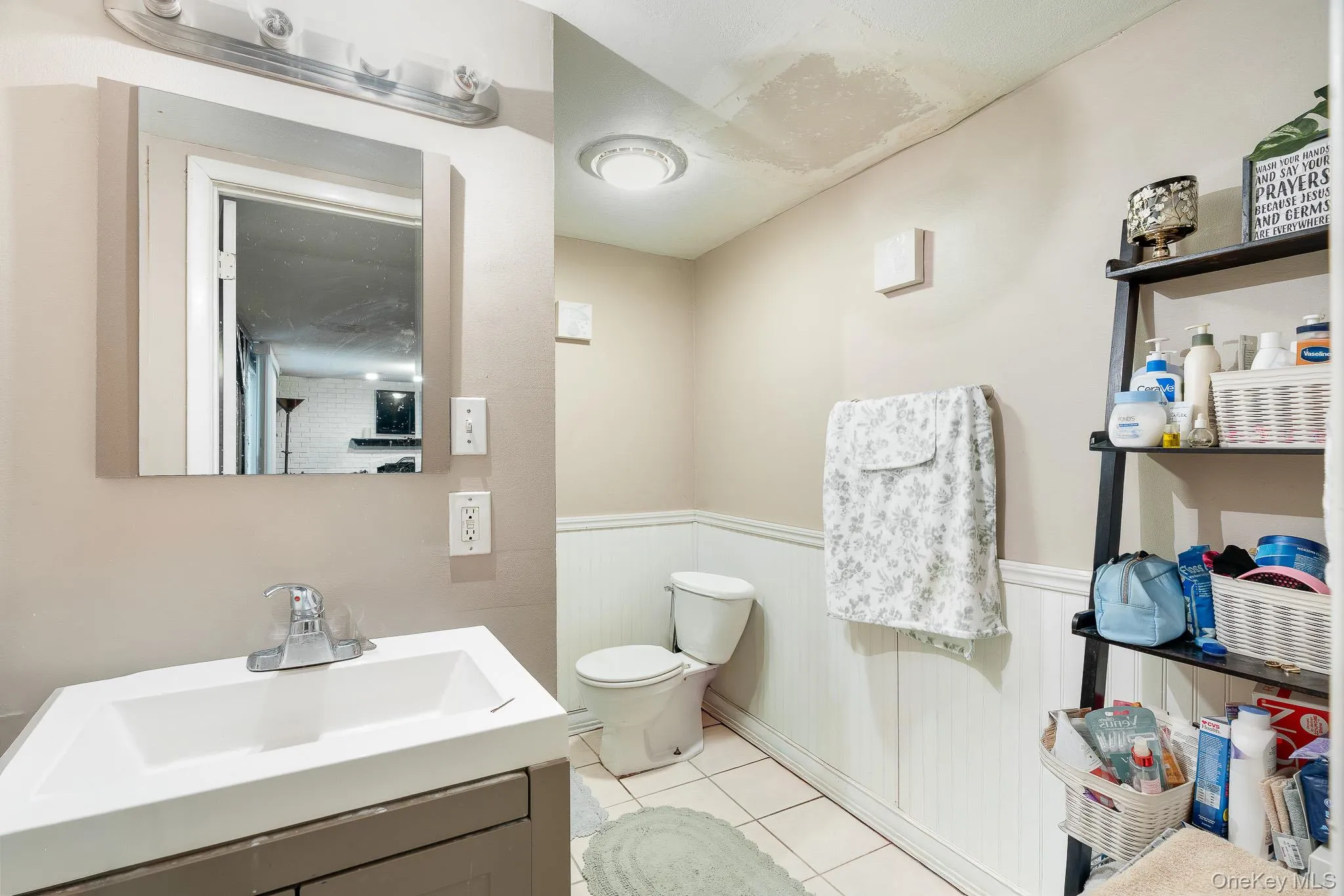 8 Larissa Lane, Wappinger, NY, 3 Bedrooms Bedrooms, 10 Rooms Rooms,2 BathroomsBathrooms,Residential,For Rent,Larissa,0,1051603 8 Larissa Lane, Wappinger, NY, 3 Bedrooms Bedrooms, 10 Rooms Rooms,2 BathroomsBathrooms,Residential,For Rent,Larissa,0,1051603