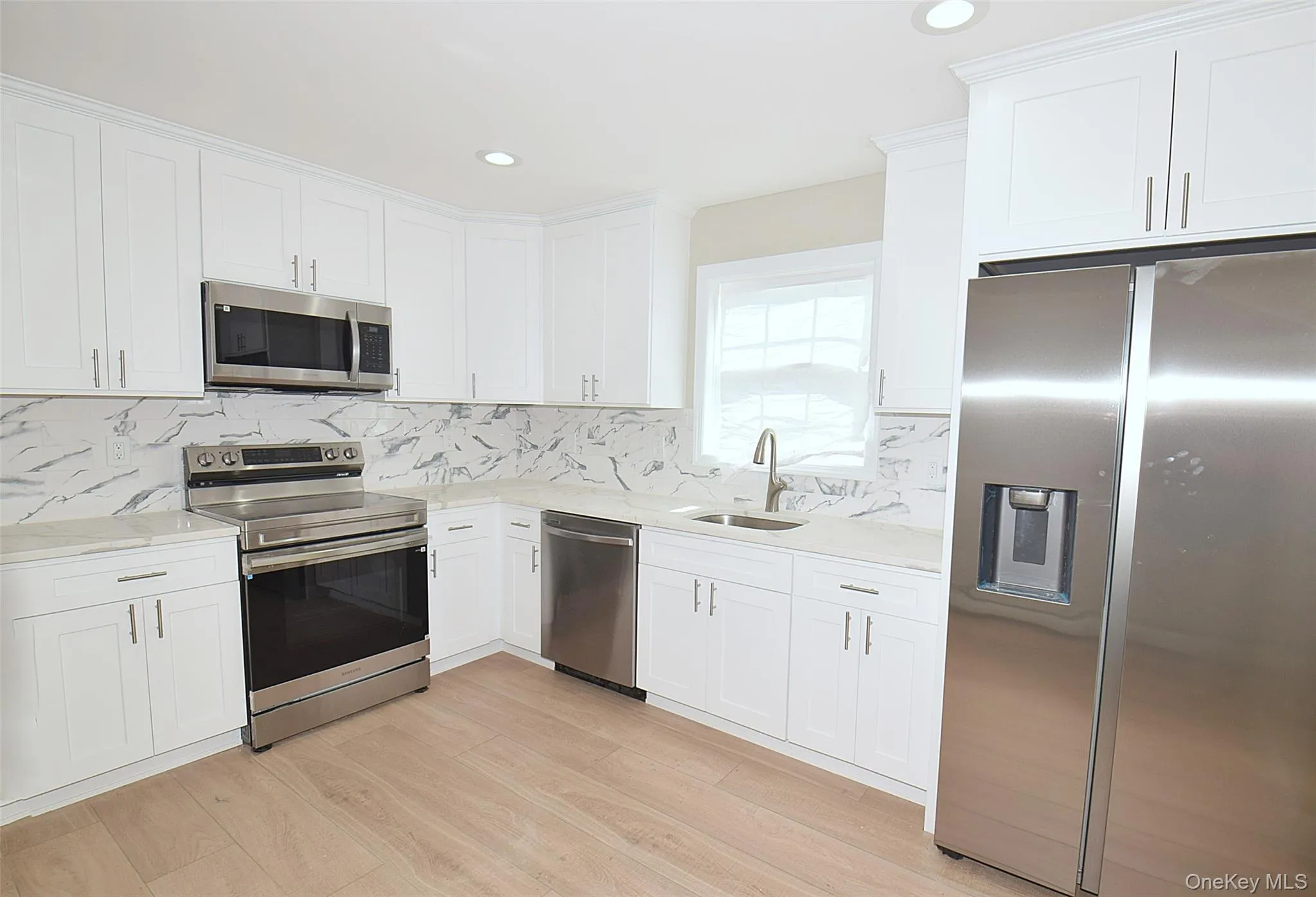 26 Tell Avenue, Babylon, NY, 4 Bedrooms Bedrooms, 8 Rooms Rooms,2 BathroomsBathrooms,Residential,For Rent,Tell,0,1051604 26 Tell Avenue, Babylon, NY, 4 Bedrooms Bedrooms, 8 Rooms Rooms,2 BathroomsBathrooms,Residential,For Rent,Tell,0,1051604
