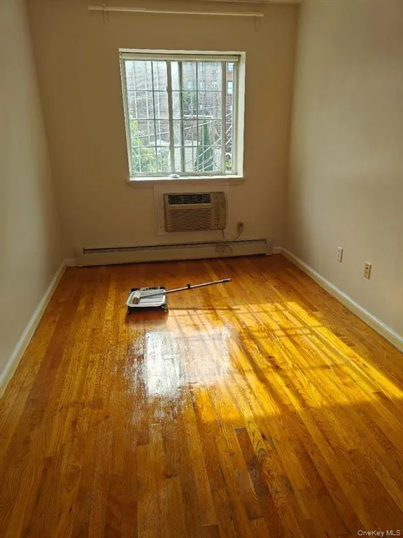 41-38 66th Street, New York, NY, 1 Bedroom Bedrooms, 4 Rooms Rooms,1 BathroomBathrooms,Residential,For Rent,66th,0,1051607 41-38 66th Street, New York, NY, 1 Bedroom Bedrooms, 4 Rooms Rooms,1 BathroomBathrooms,Residential,For Rent,66th,0,1051607
