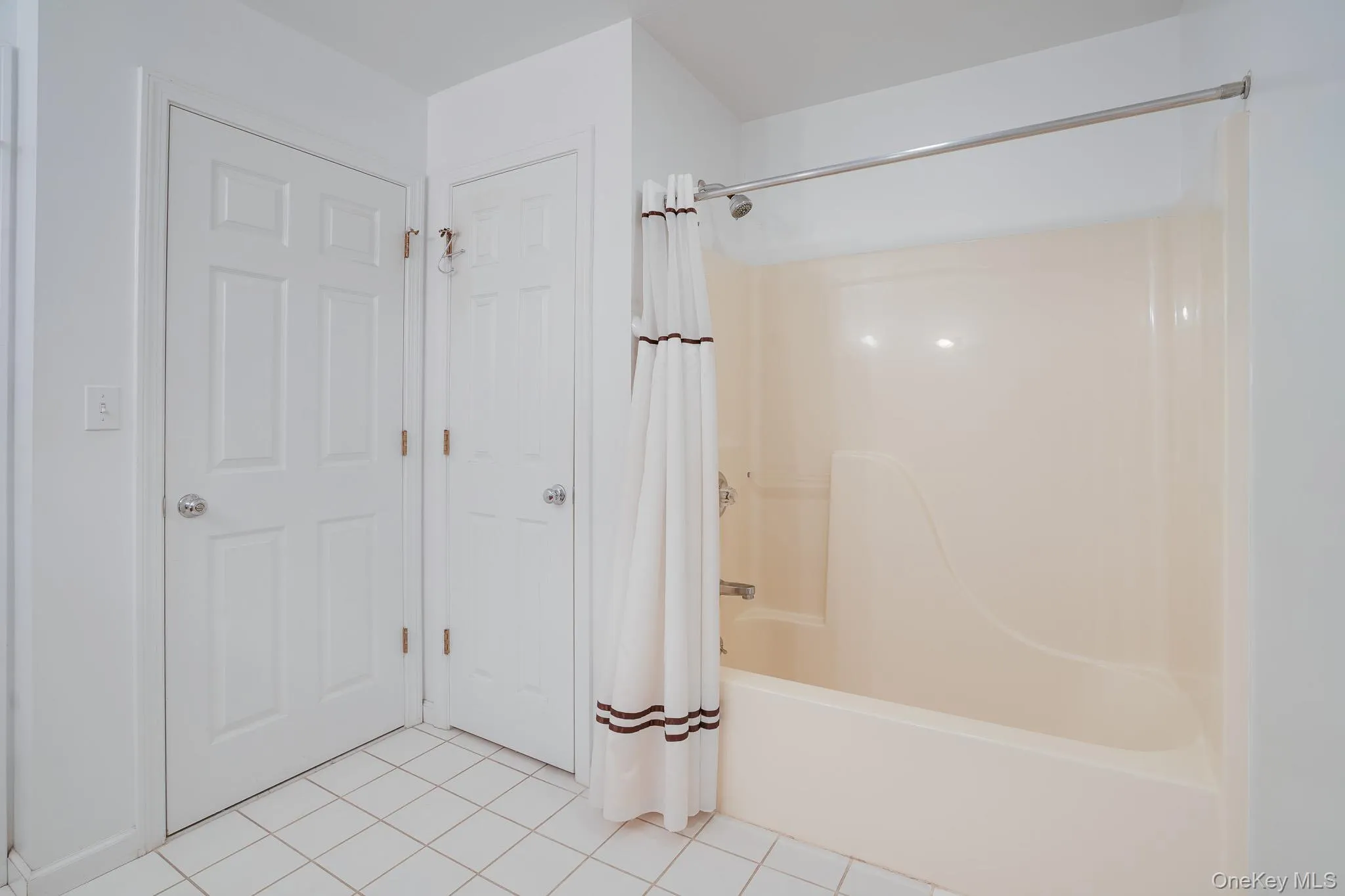 21 Osborne Glen, Beekman, NY, 2 Bedrooms Bedrooms, 5 Rooms Rooms,1 BathroomBathrooms,Residential,For Rent,Osborne,0,1051609 21 Osborne Glen, Beekman, NY, 2 Bedrooms Bedrooms, 5 Rooms Rooms,1 BathroomBathrooms,Residential,For Rent,Osborne,0,1051609