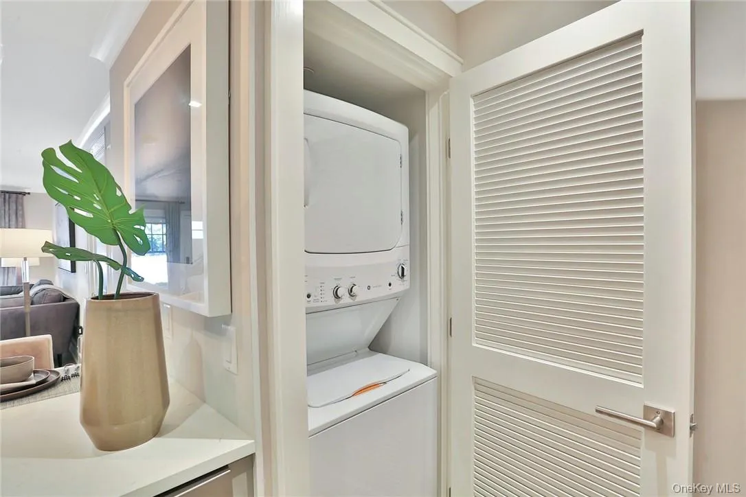 Washer/Dryer Washer/Dryer