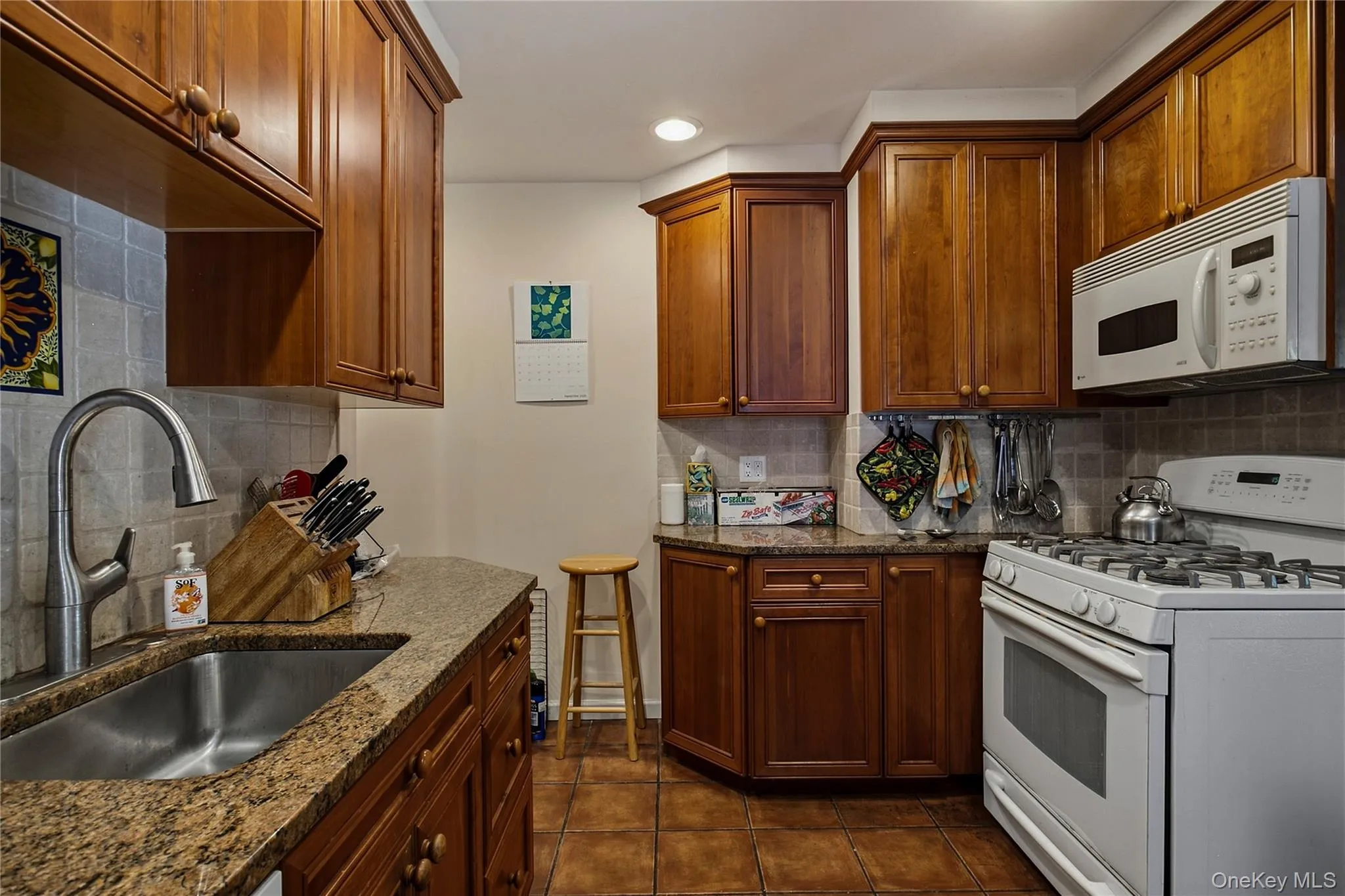 1 Brookfield Place, Mount Pleasant, NY, 4 Bedrooms Bedrooms, 9 Rooms Rooms,2 BathroomsBathrooms,Residential,For Rent,Brookfield,0,1051611 1 Brookfield Place, Mount Pleasant, NY, 4 Bedrooms Bedrooms, 9 Rooms Rooms,2 BathroomsBathrooms,Residential,For Rent,Brookfield,0,1051611