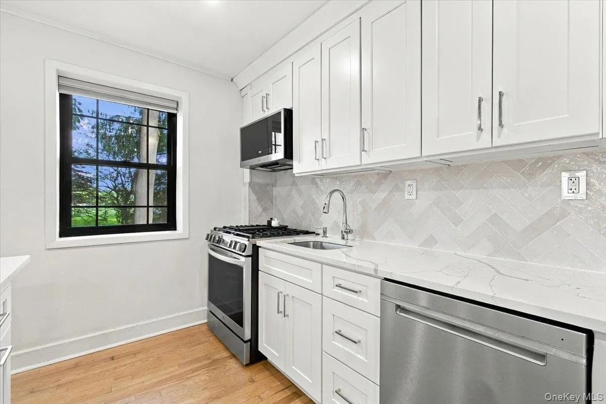 3 Whitehall Road, Eastchester, NY, 2 Bedrooms Bedrooms, 4 Rooms Rooms,1 BathroomBathrooms,Residential,For Rent,Whitehall,0,1051614 3 Whitehall Road, Eastchester, NY, 2 Bedrooms Bedrooms, 4 Rooms Rooms,1 BathroomBathrooms,Residential,For Rent,Whitehall,0,1051614