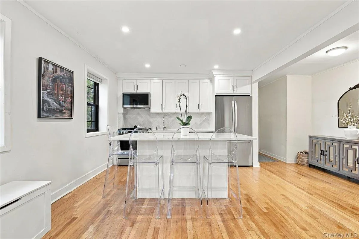 3 Whitehall Road, Eastchester, NY, 2 Bedrooms Bedrooms, 4 Rooms Rooms,1 BathroomBathrooms,Residential,For Rent,Whitehall,0,1051614 3 Whitehall Road, Eastchester, NY, 2 Bedrooms Bedrooms, 4 Rooms Rooms,1 BathroomBathrooms,Residential,For Rent,Whitehall,0,1051614