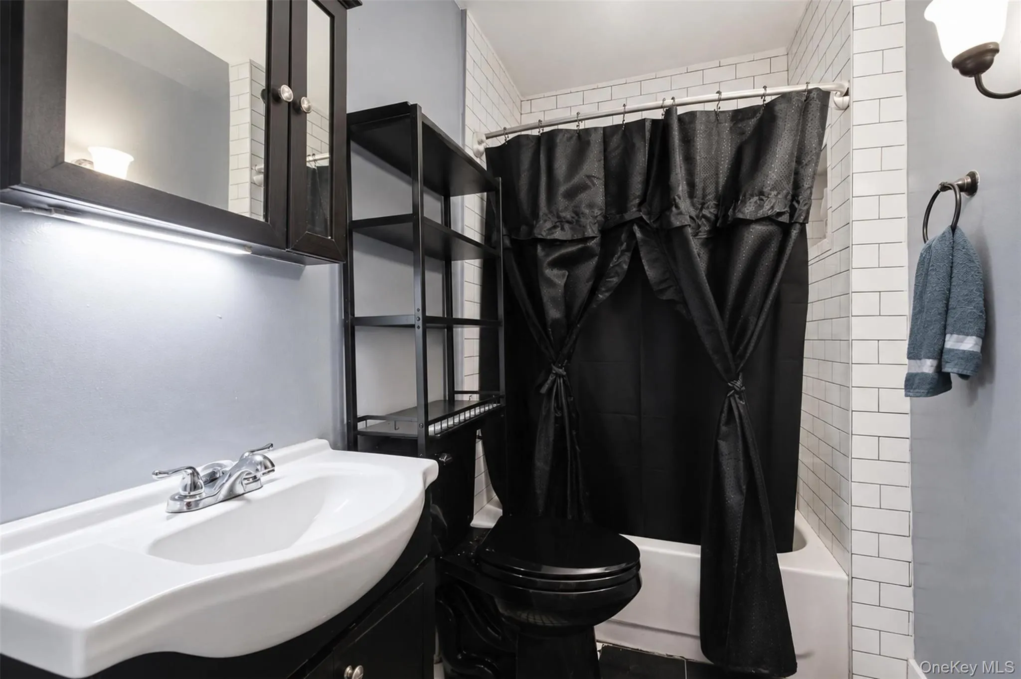 105 Fowler Street, Port Jervis, NY, 3 Bedrooms Bedrooms, 7 Rooms Rooms,1 BathroomBathrooms,Residential,For Rent,Fowler,0,1051617 105 Fowler Street, Port Jervis, NY, 3 Bedrooms Bedrooms, 7 Rooms Rooms,1 BathroomBathrooms,Residential,For Rent,Fowler,0,1051617