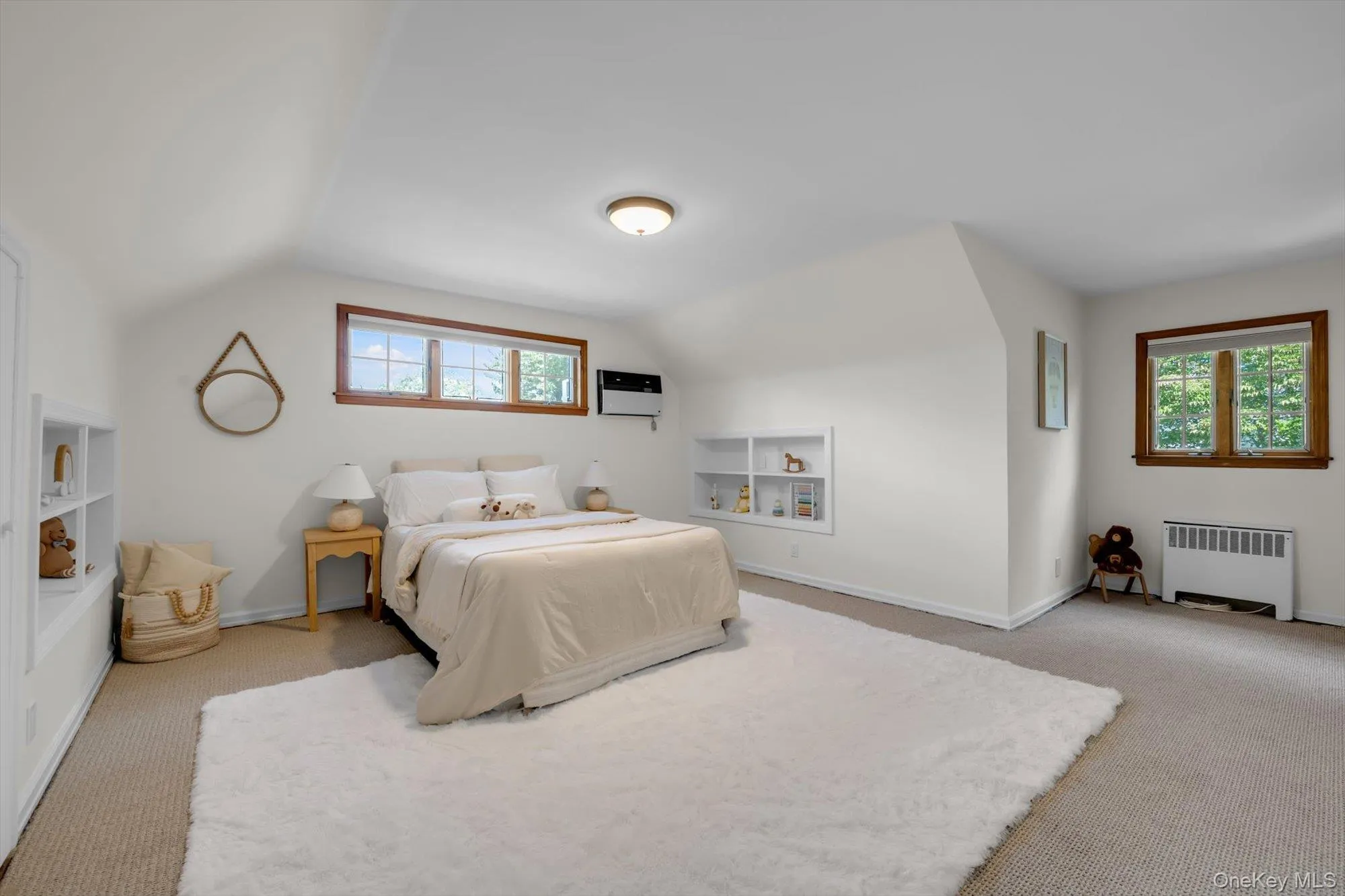 3 South Court, North Hempstead, NY, 4 Bedrooms Bedrooms, 9 Rooms Rooms,2 BathroomsBathrooms,Residential,For Rent,South,0,1051621 3 South Court, North Hempstead, NY, 4 Bedrooms Bedrooms, 9 Rooms Rooms,2 BathroomsBathrooms,Residential,For Rent,South,0,1051621