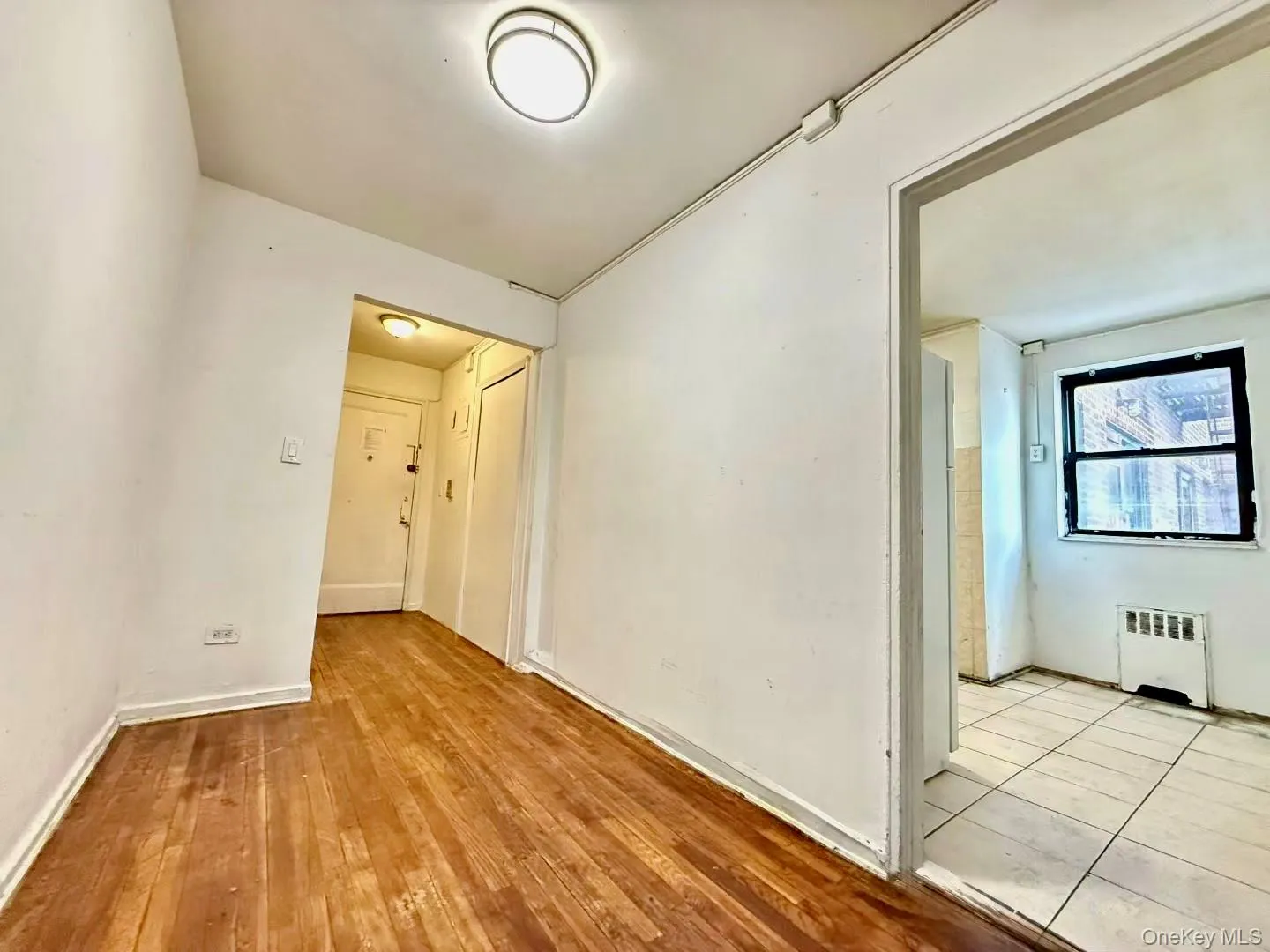 4410 Macnish Street, New York, NY, 1 Bedroom Bedrooms, 3 Rooms Rooms,1 BathroomBathrooms,Residential,For Rent,Macnish,0,1051622 4410 Macnish Street, New York, NY, 1 Bedroom Bedrooms, 3 Rooms Rooms,1 BathroomBathrooms,Residential,For Rent,Macnish,0,1051622