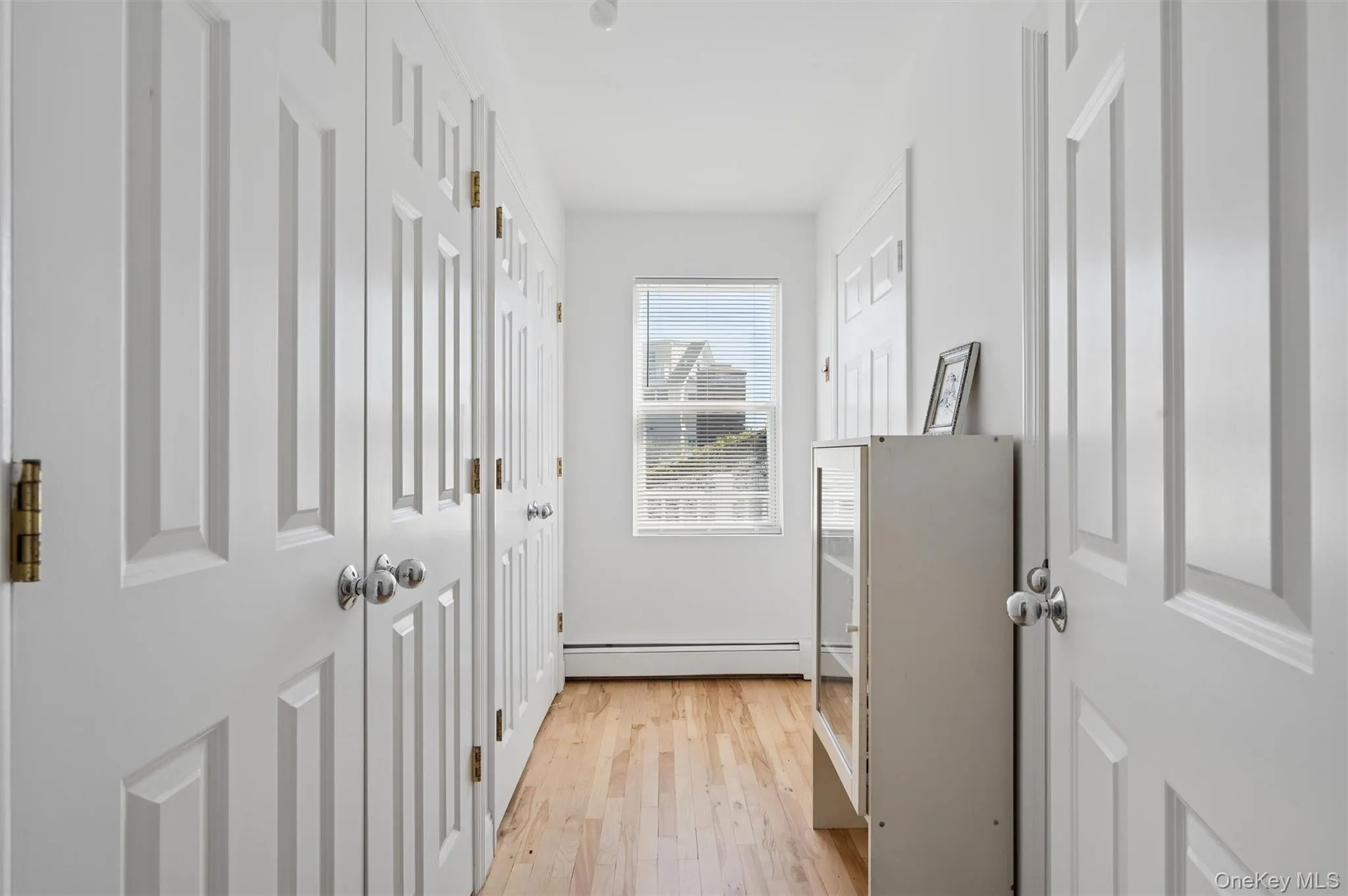 898 Dune Road, Southampton, NY, 3 Bedrooms Bedrooms, 7 Rooms Rooms,1 BathroomBathrooms,Residential,For Rent,Dune,0,1051625 898 Dune Road, Southampton, NY, 3 Bedrooms Bedrooms, 7 Rooms Rooms,1 BathroomBathrooms,Residential,For Rent,Dune,0,1051625